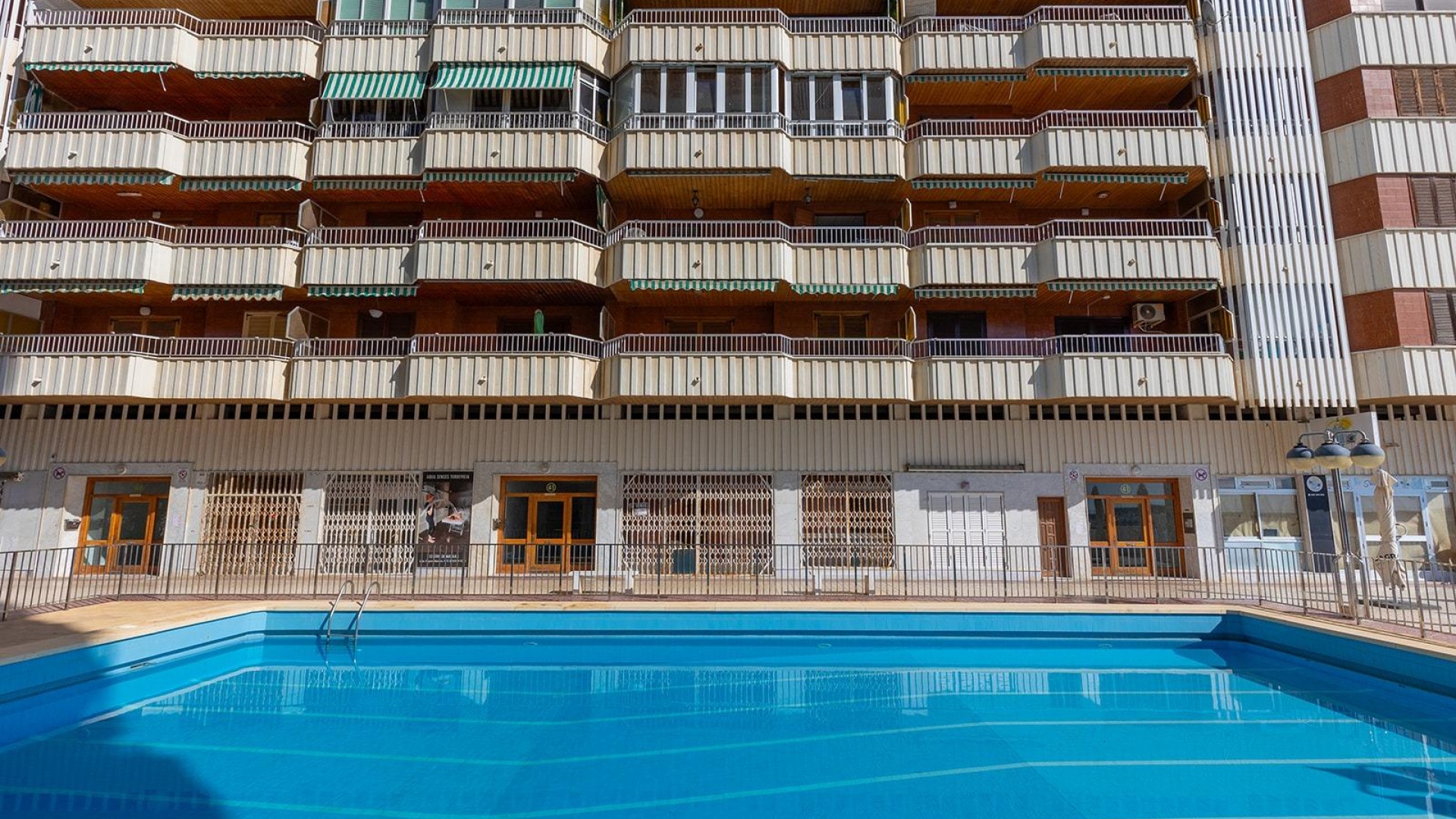 Revente - Appartement - Torrevieja - 1st line to the sea