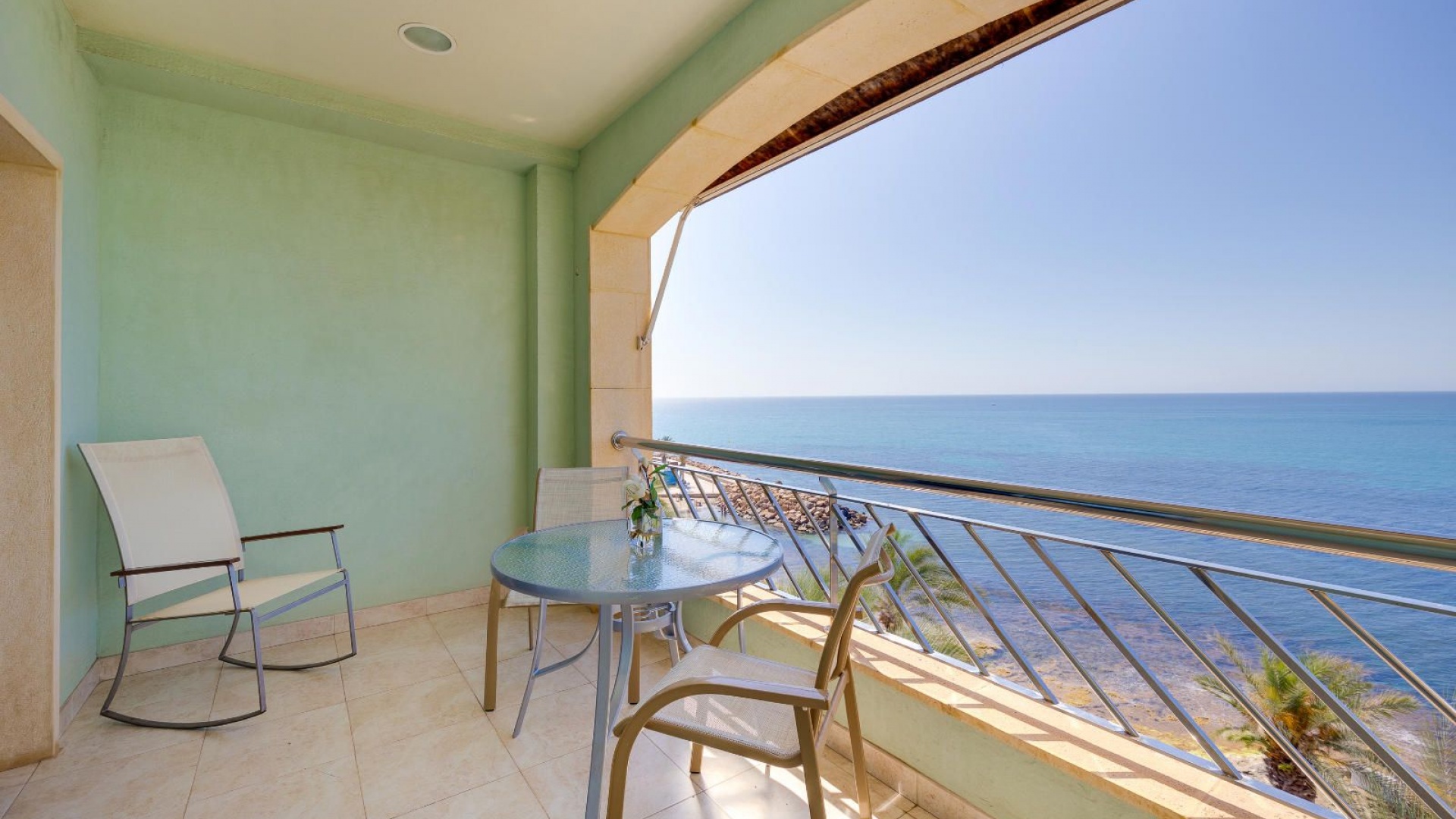 Revente - Appartement - Torrevieja - 1st line to the sea