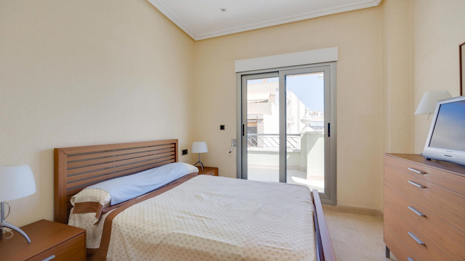 Revente - Appartement - Torrevieja - 1st line to the sea