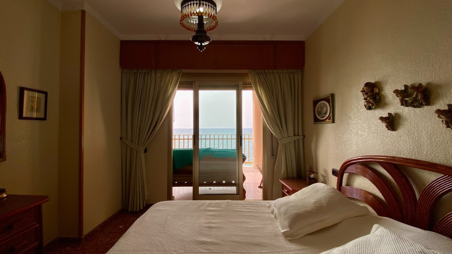 Revente - Appartement - Torrevieja - 1st line to the sea
