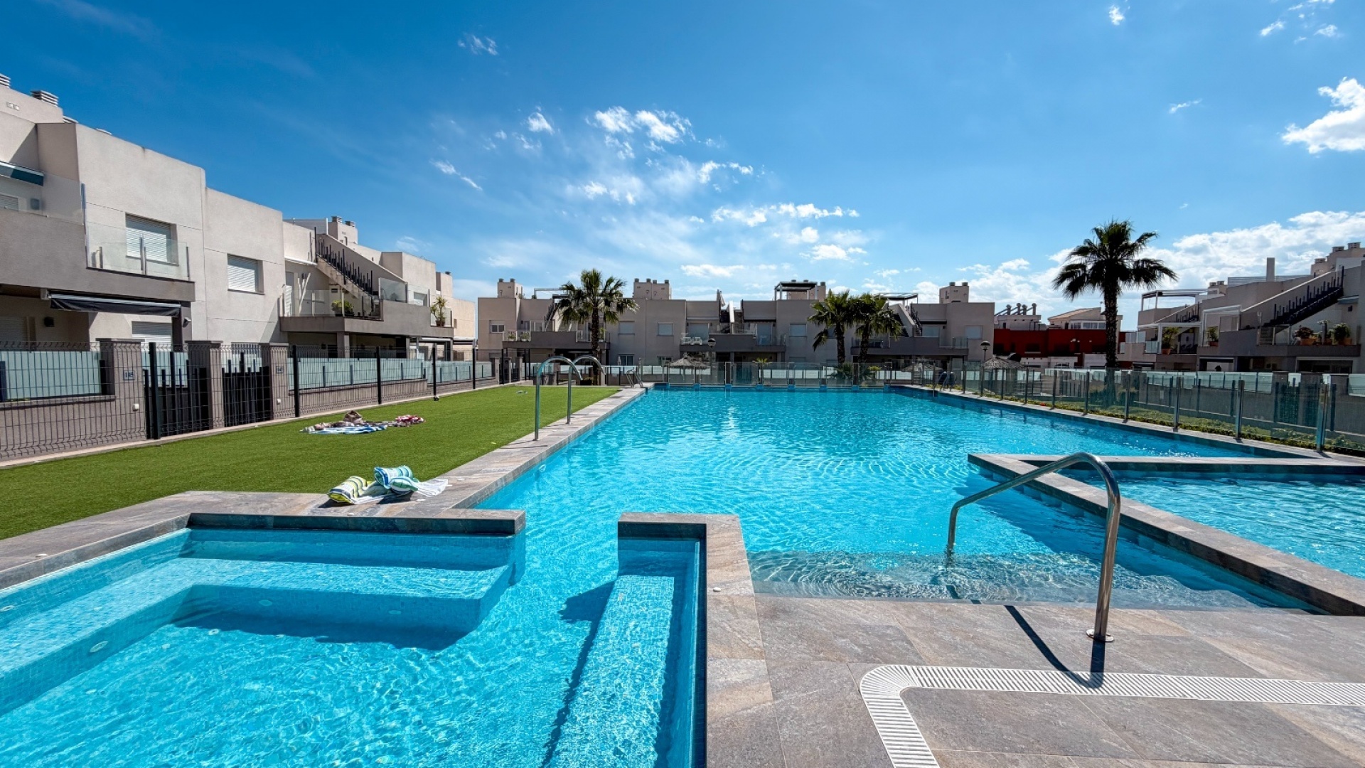 Revente - Appartement - Torrevieja - Aguas Nuevas