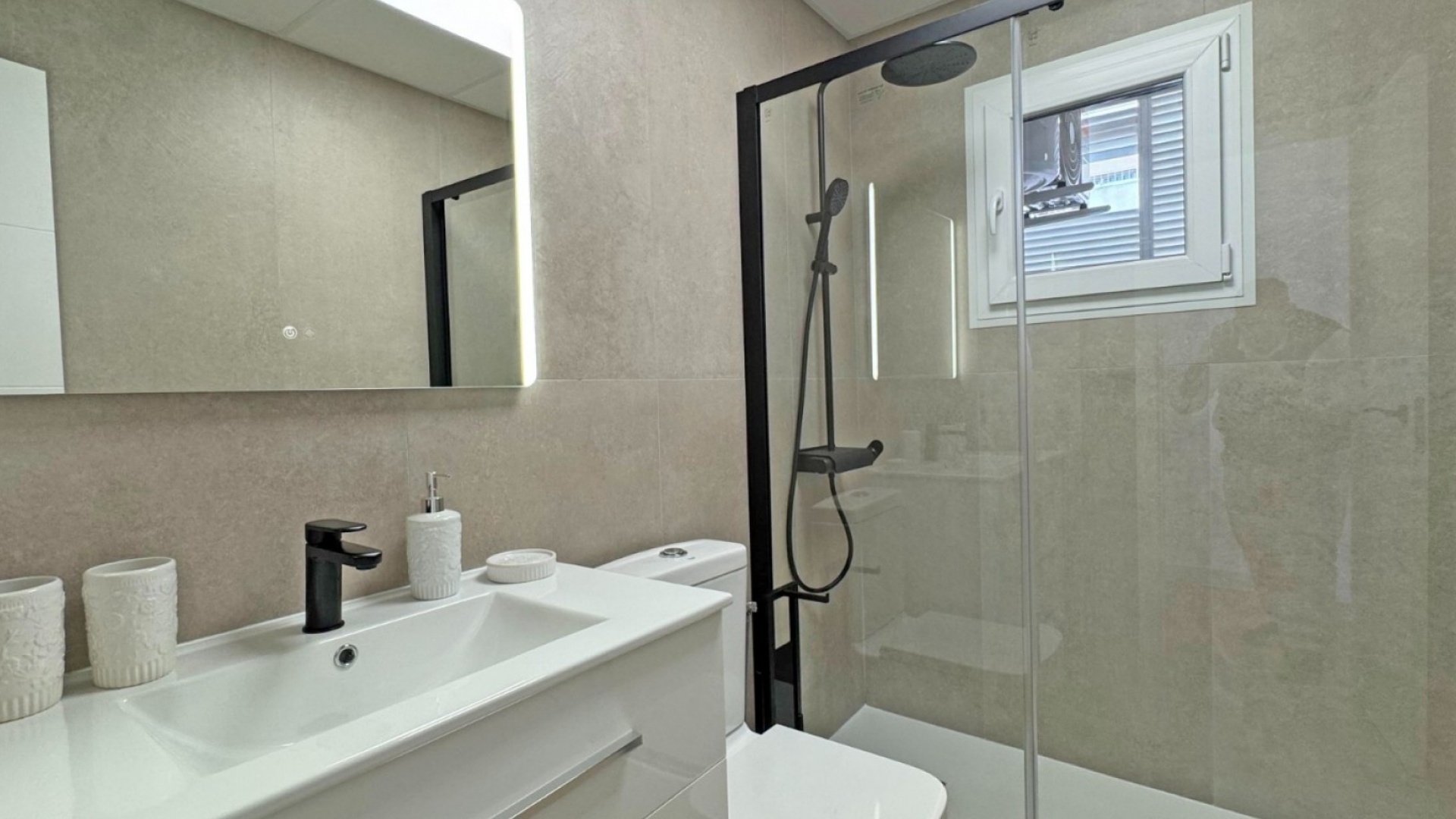 Revente - Appartement - Torrevieja - Beachside Torrevieja