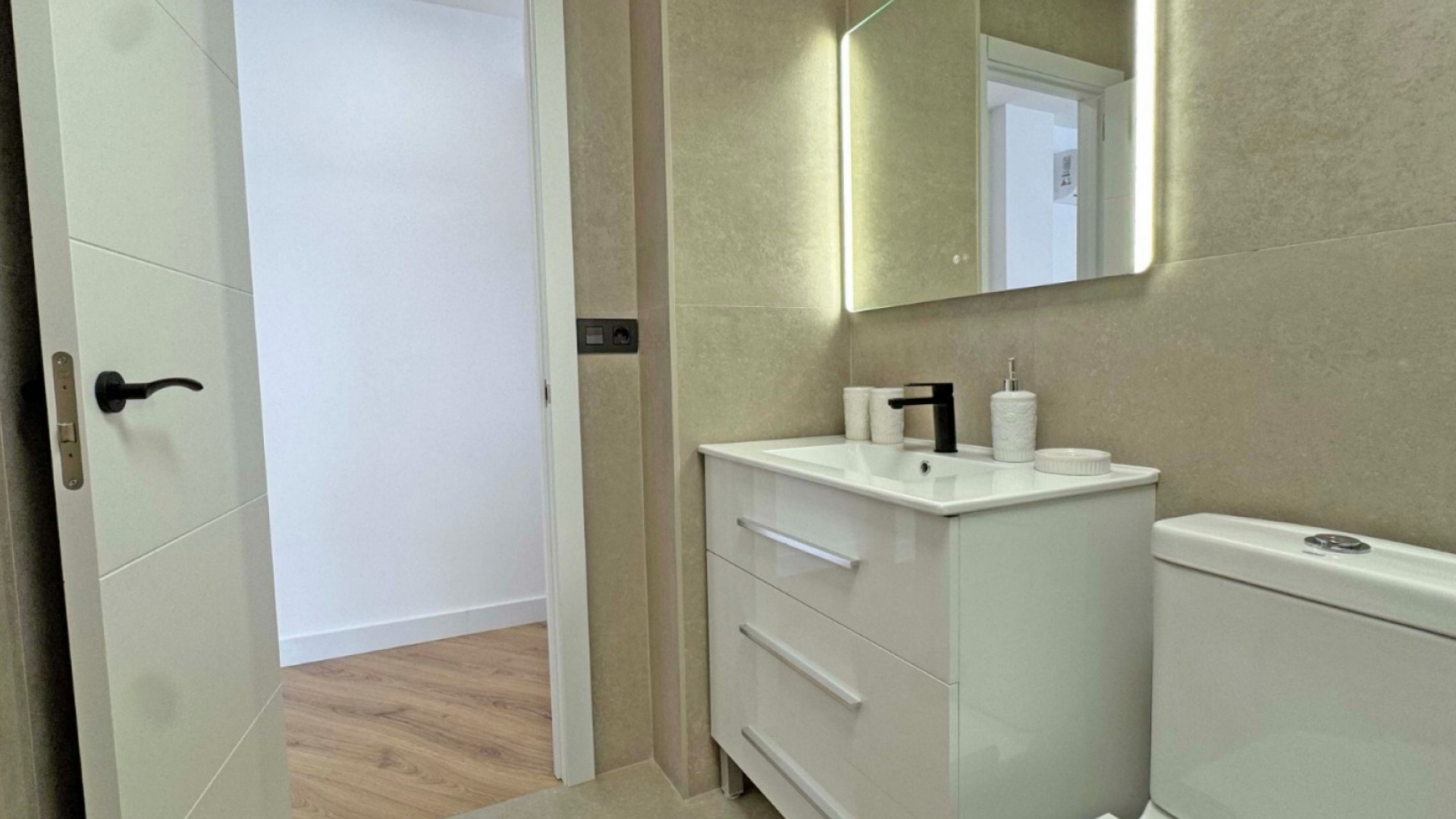 Revente - Appartement - Torrevieja - Beachside Torrevieja