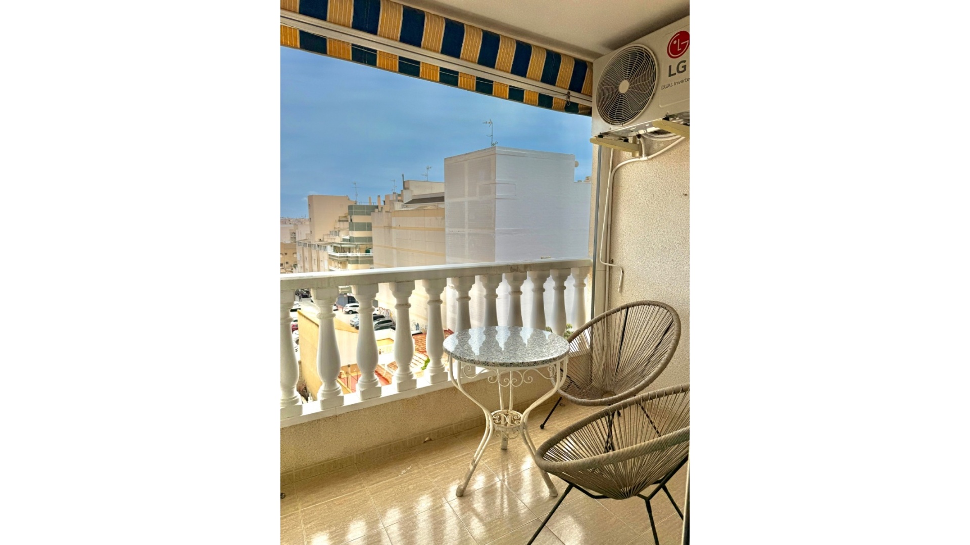 Revente - Appartement - Torrevieja - Beachside Torrevieja