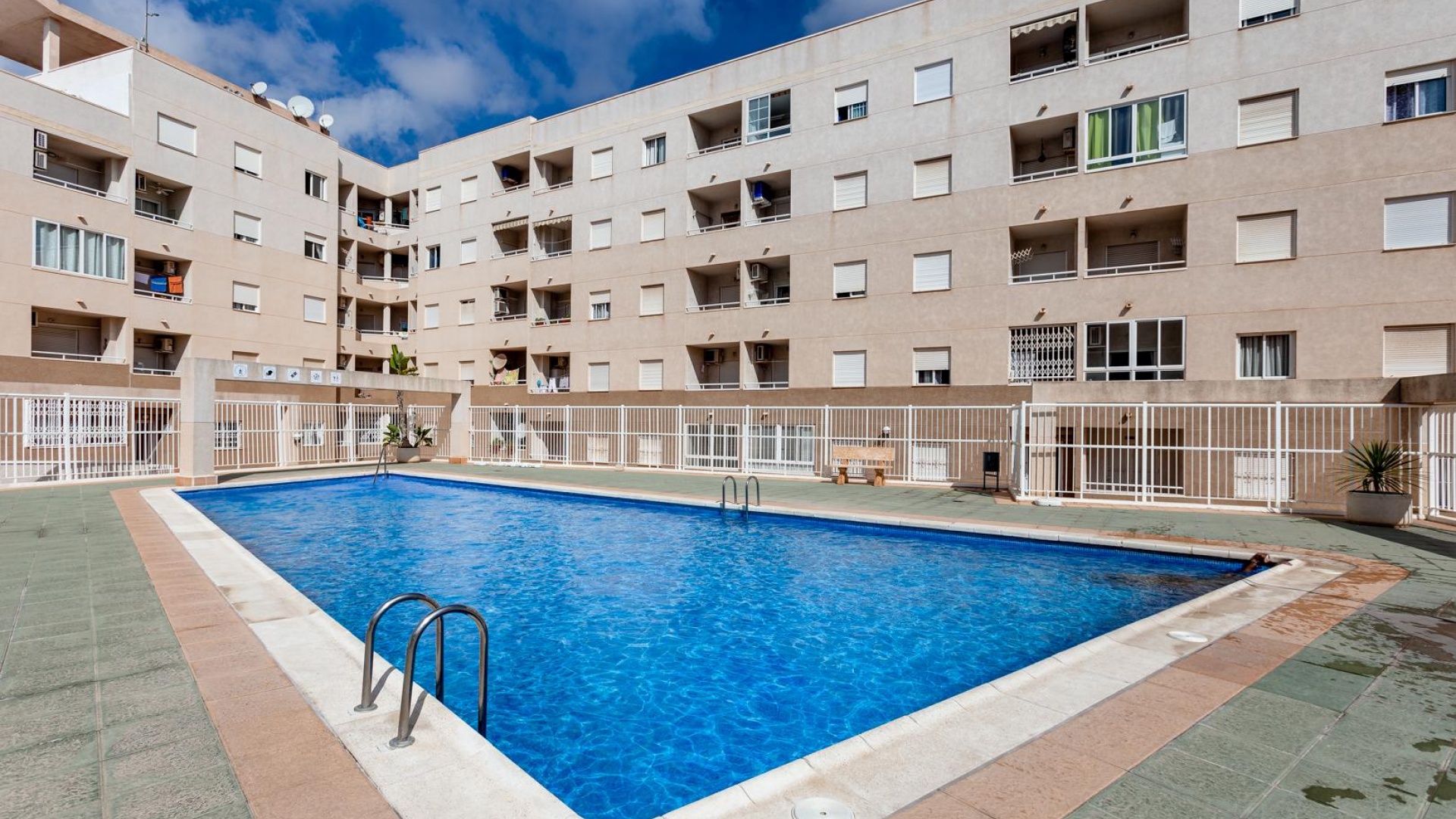 Revente - Appartement - Torrevieja - Beachside Torrevieja