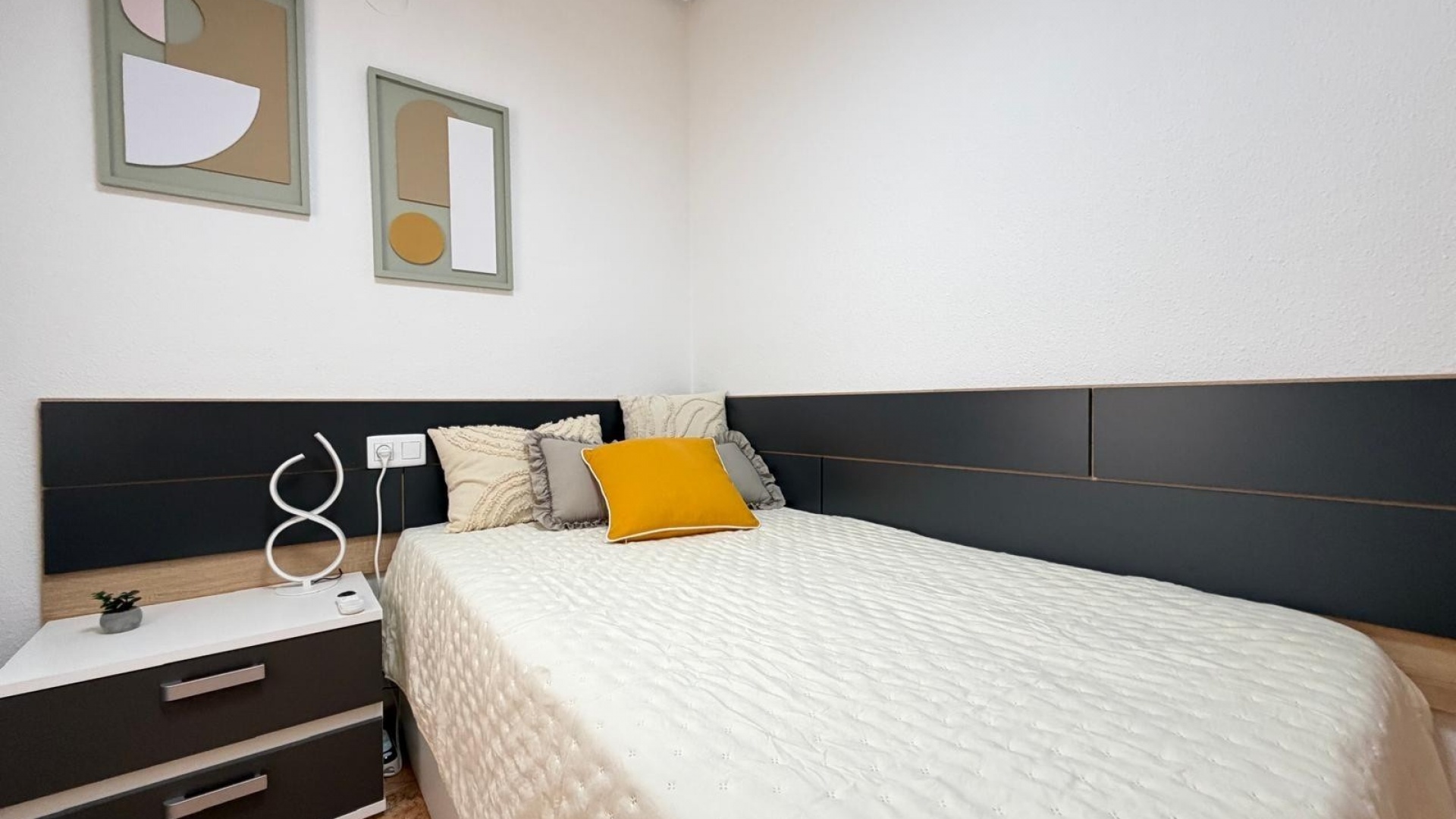 Revente - Appartement - Torrevieja - Beachside Torrevieja