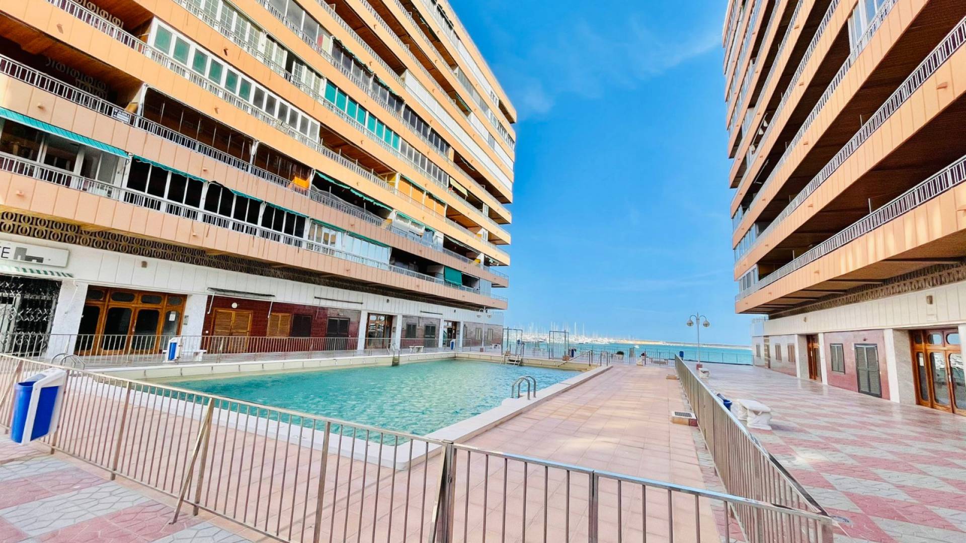 Revente - Appartement - Torrevieja - Beachside Torrevieja