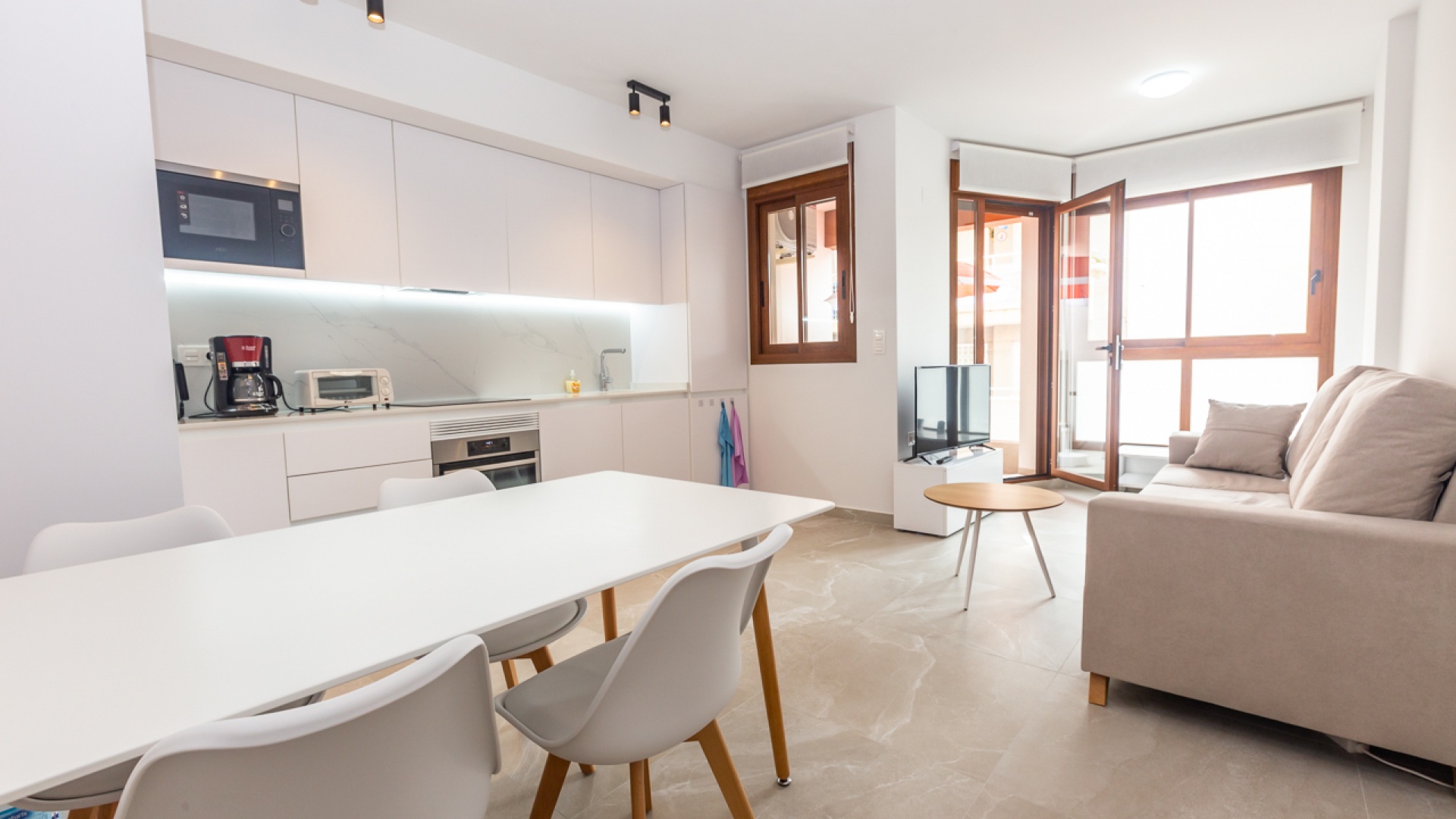 Revente - Appartement - Torrevieja - Beachside Torrevieja