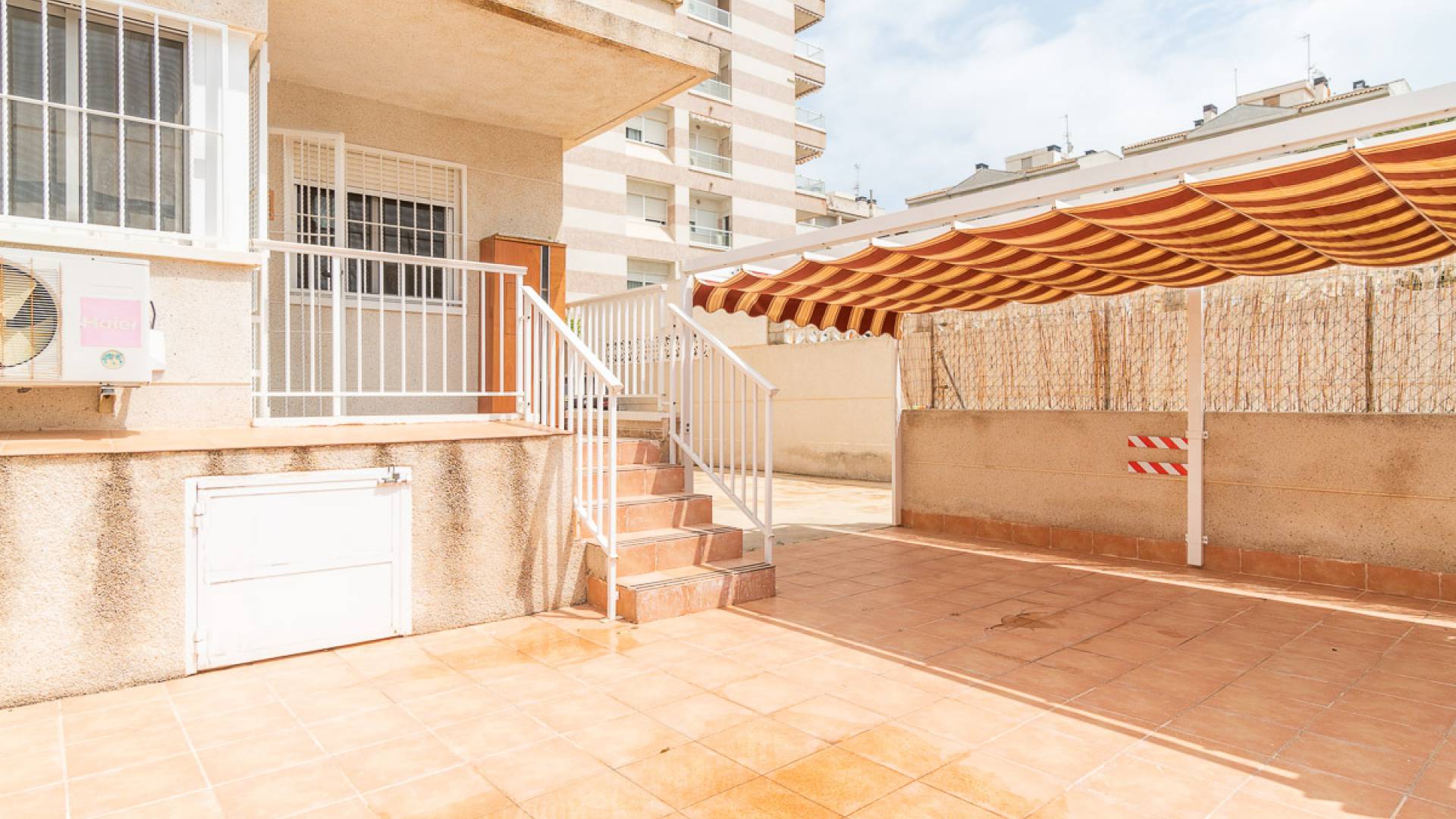 Revente - Appartement - Torrevieja - Nueva Torrevieja