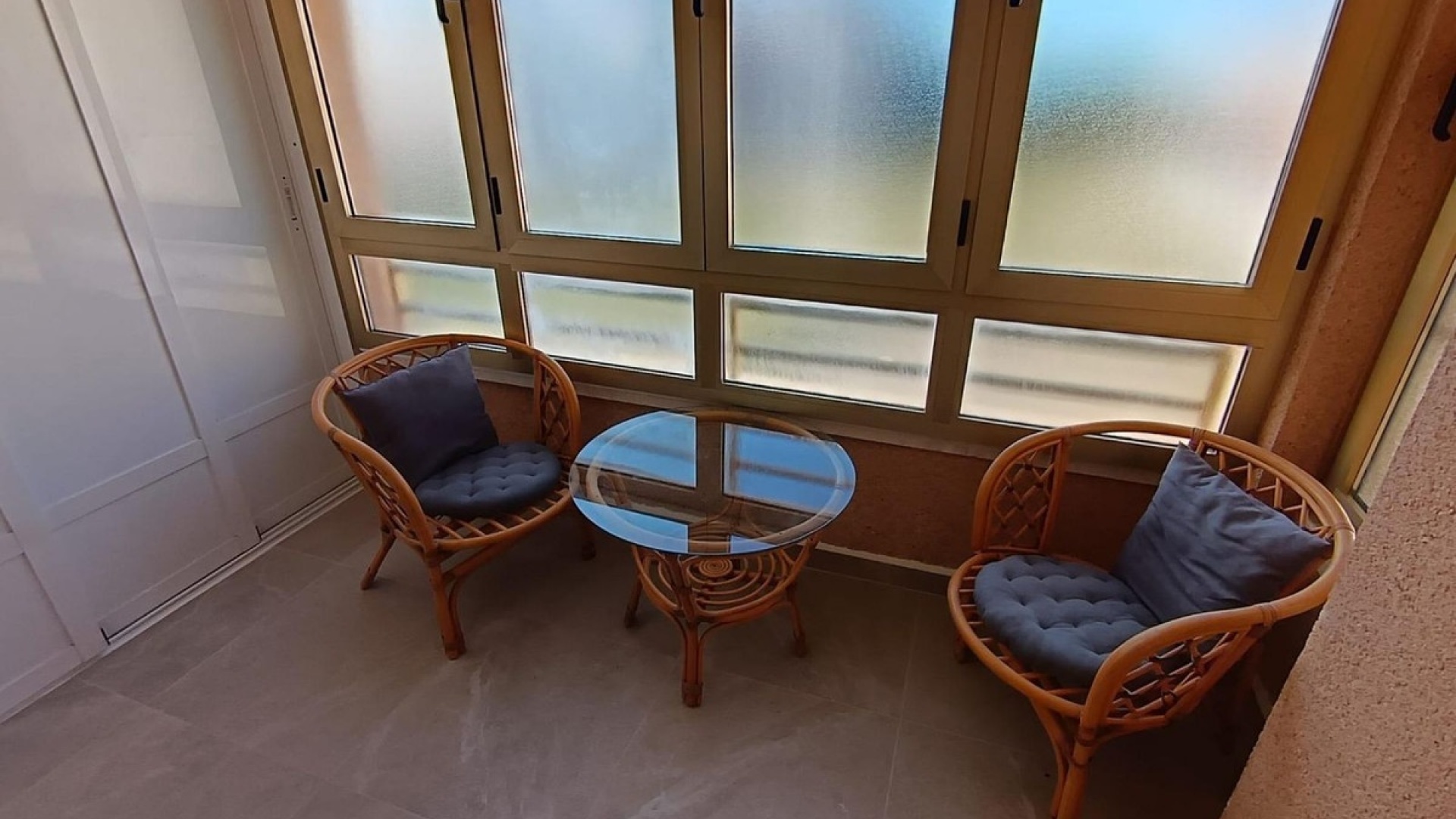 Revente - Appartement - Torrevieja - Playa De La Mata