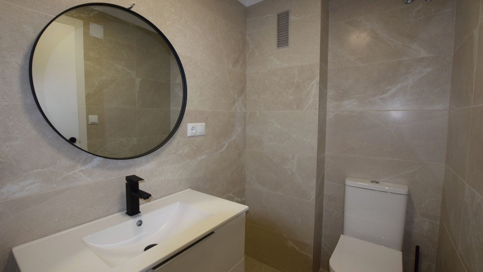 Revente - Appartement - Torrevieja - Playa De La Mata