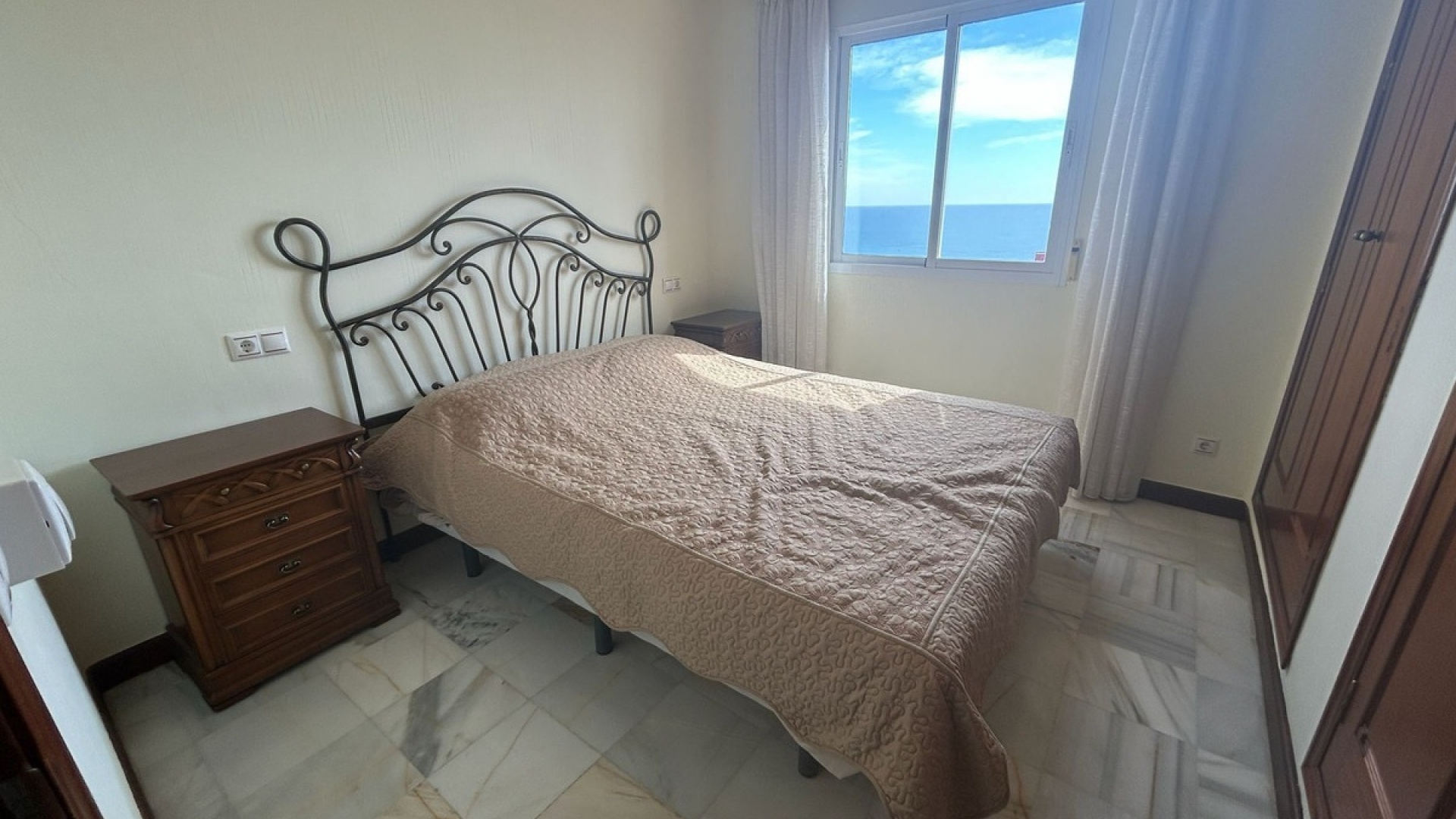 Revente - Appartement - Torrevieja - Torrevieja Centro