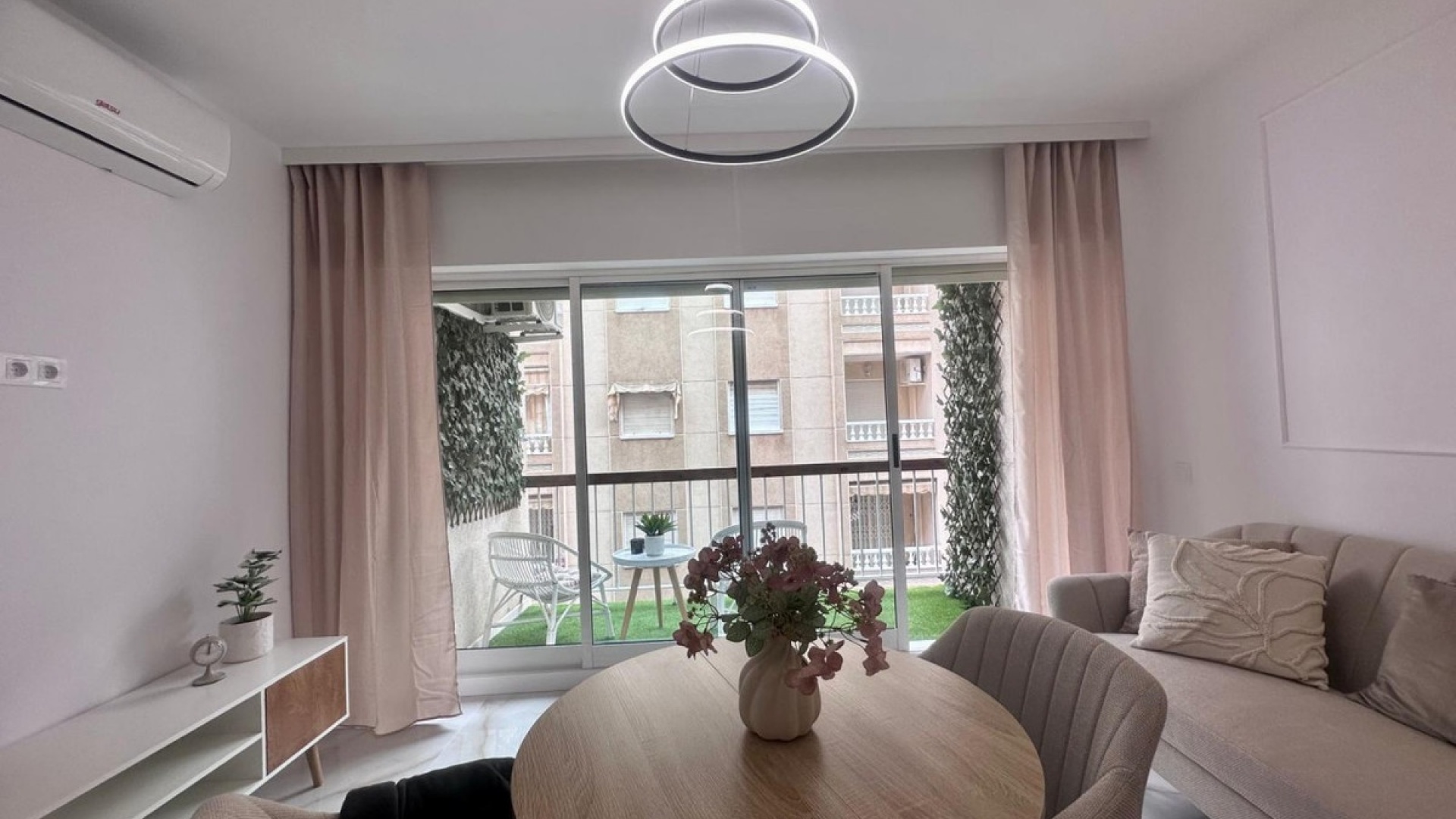 Revente - Appartement - Torrevieja - Torrevieja Centro