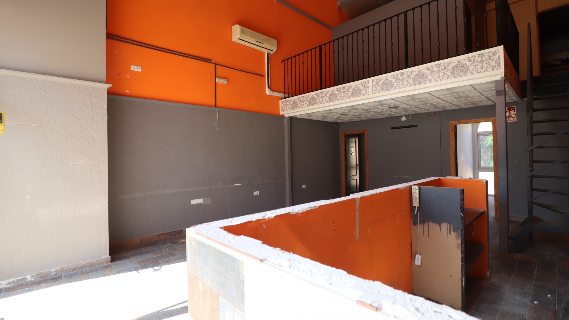 Revente - Commercial - Algorfa - La Finca Golf Resort