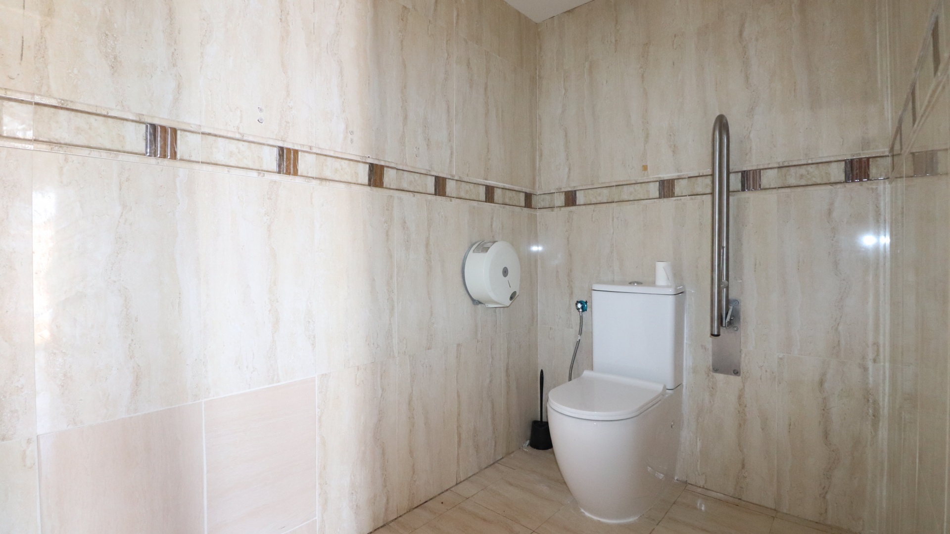 Revente - Commercial - Ciudad Quesada - La Marquesa