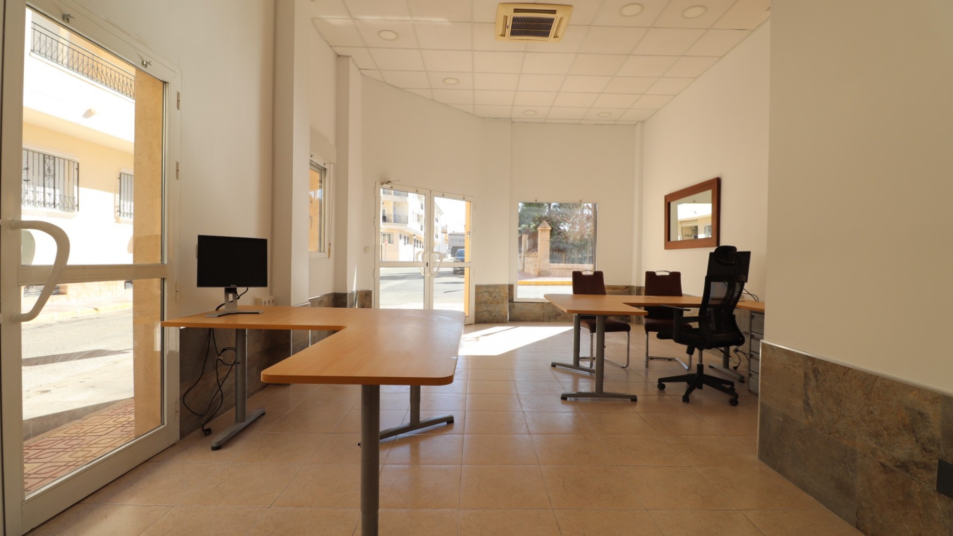 Revente - Commercial - Jacarilla - Jacarilla - Town