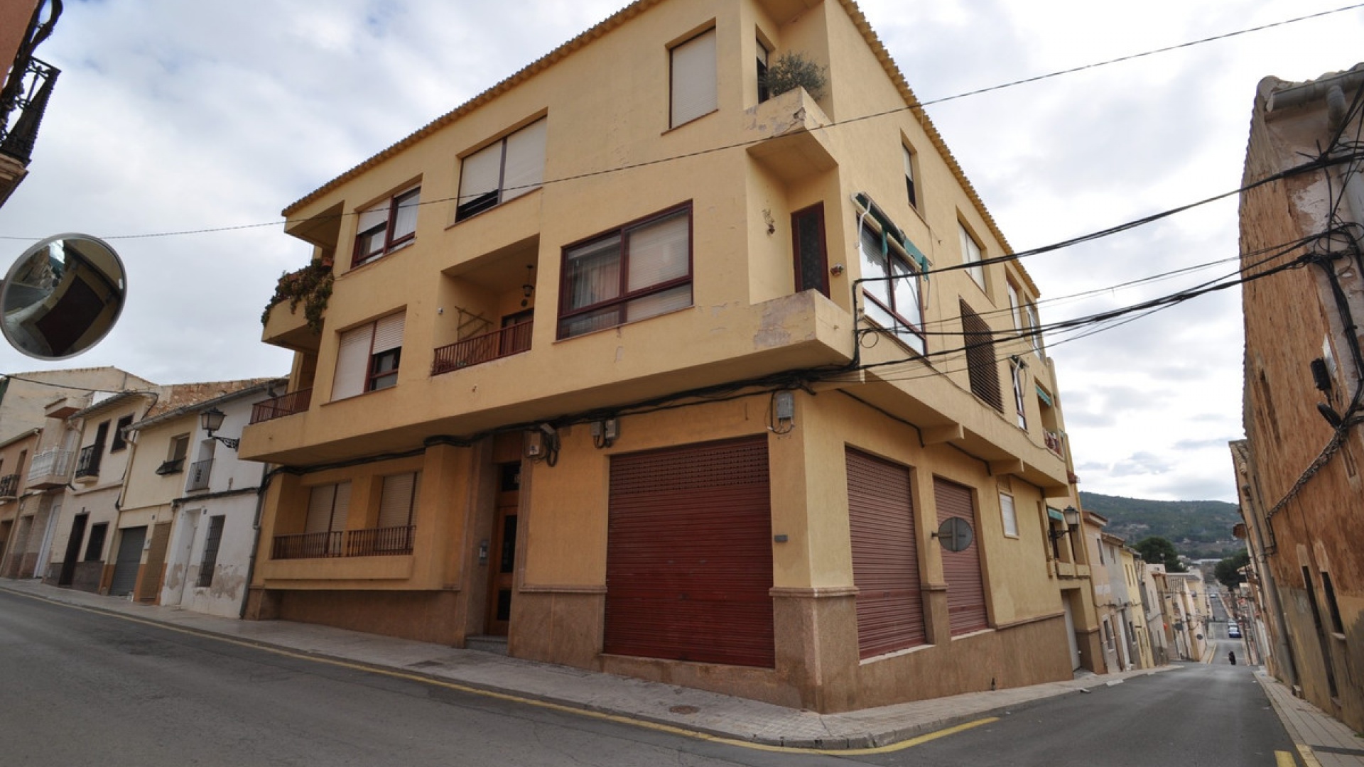 Revente - Commercial - Pinoso - Pinoso Centro