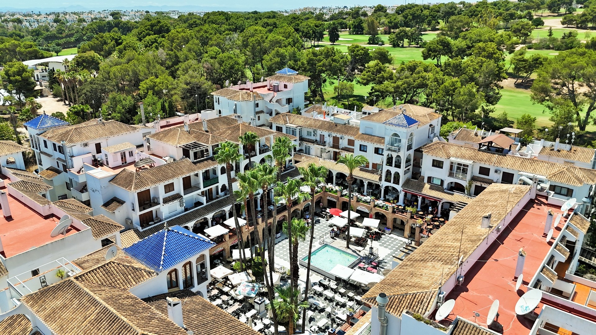 Revente - Commercial - Villamartin