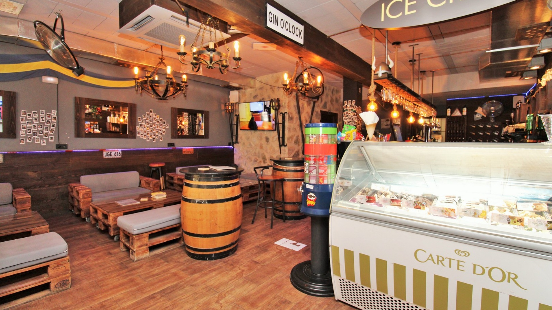 Revente - Commercial - Villamartin