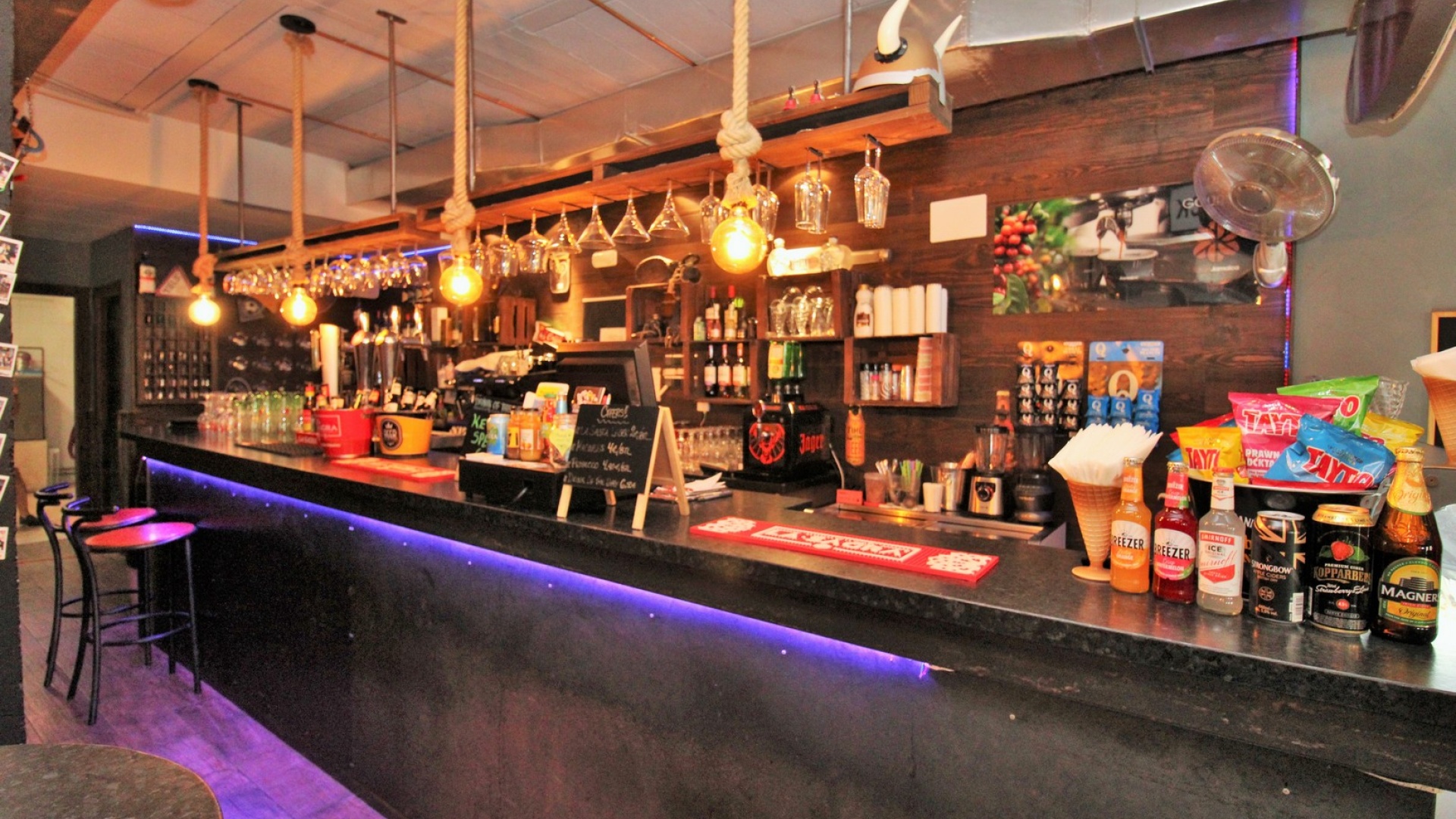 Revente - Commercial - Villamartin