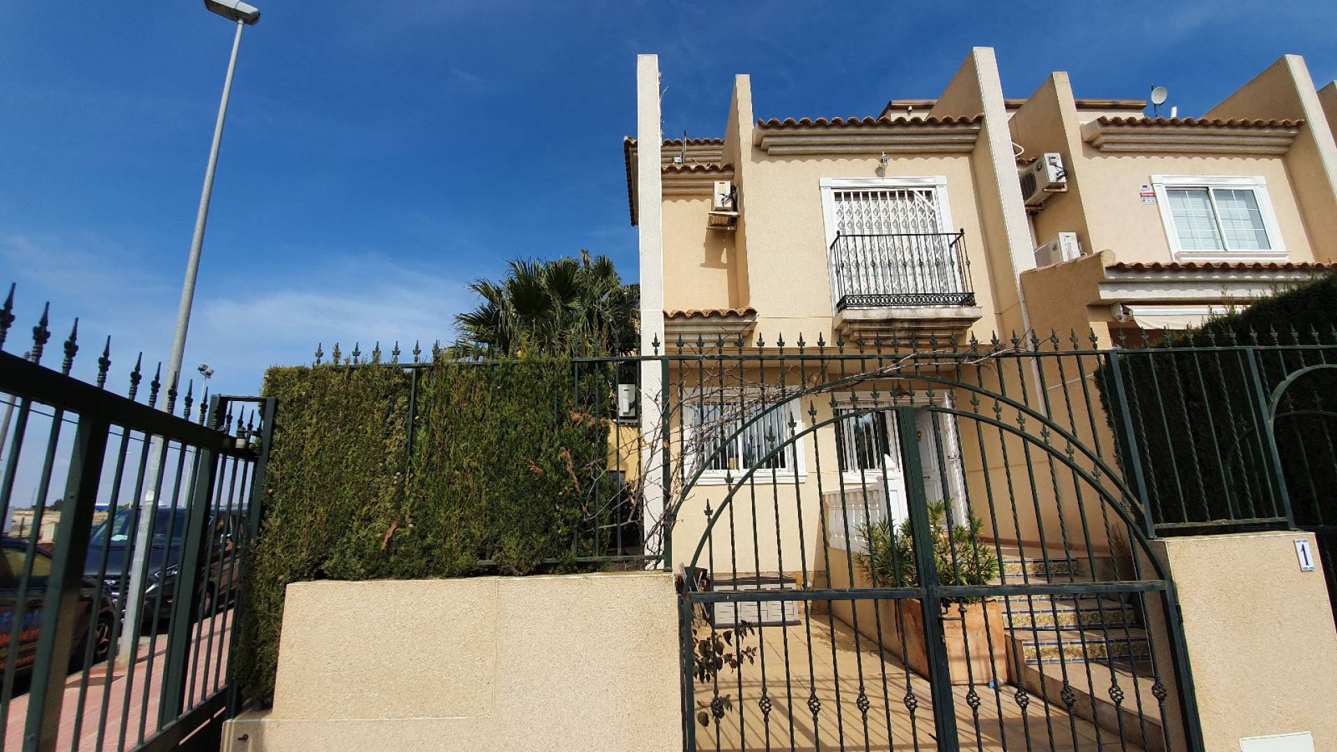 Revente - Maison de ville - Guardamar del Segura - balcon al mar