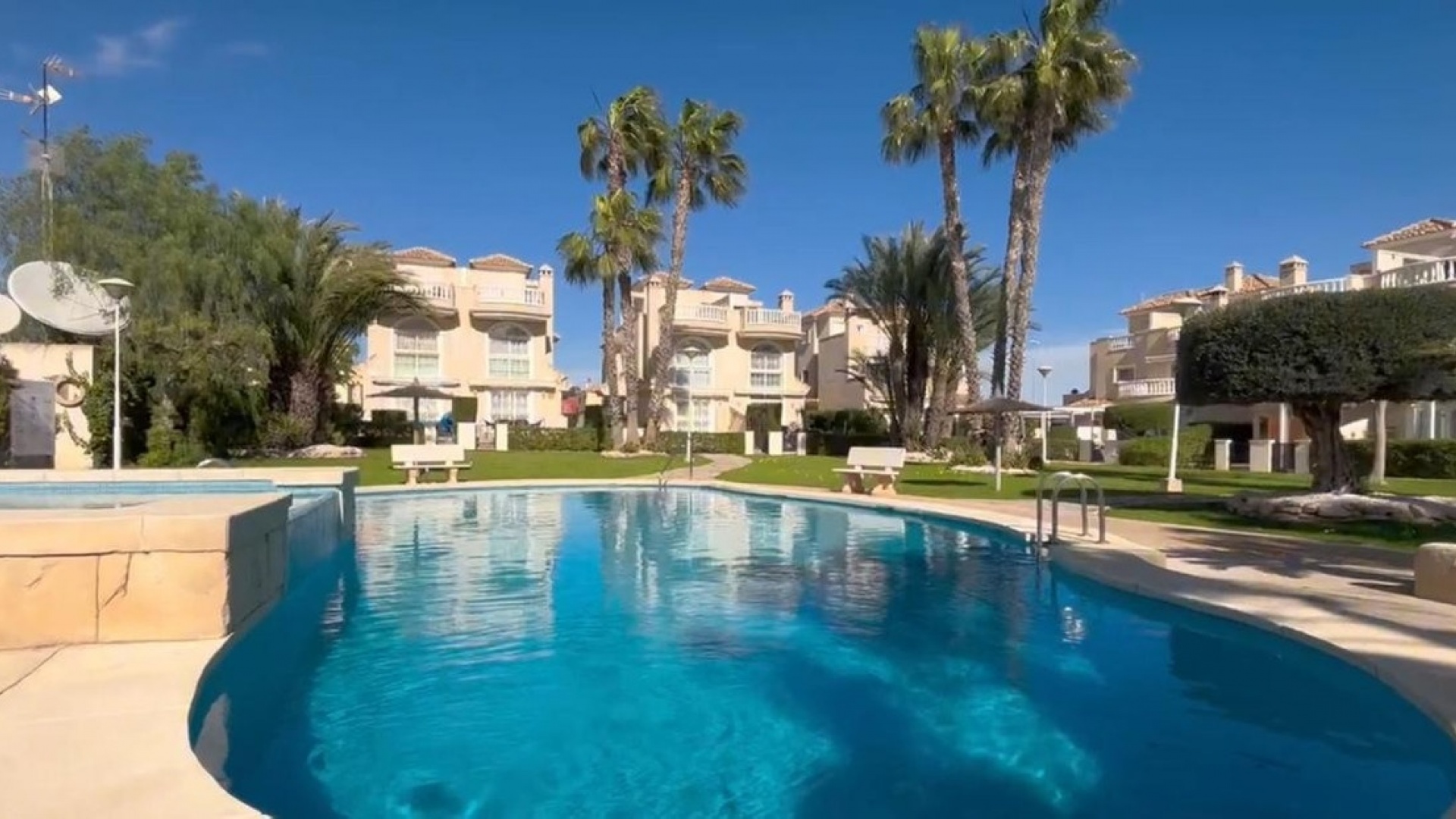 Revente - Maison de ville - Guardamar del Segura - Urbanización El Raso