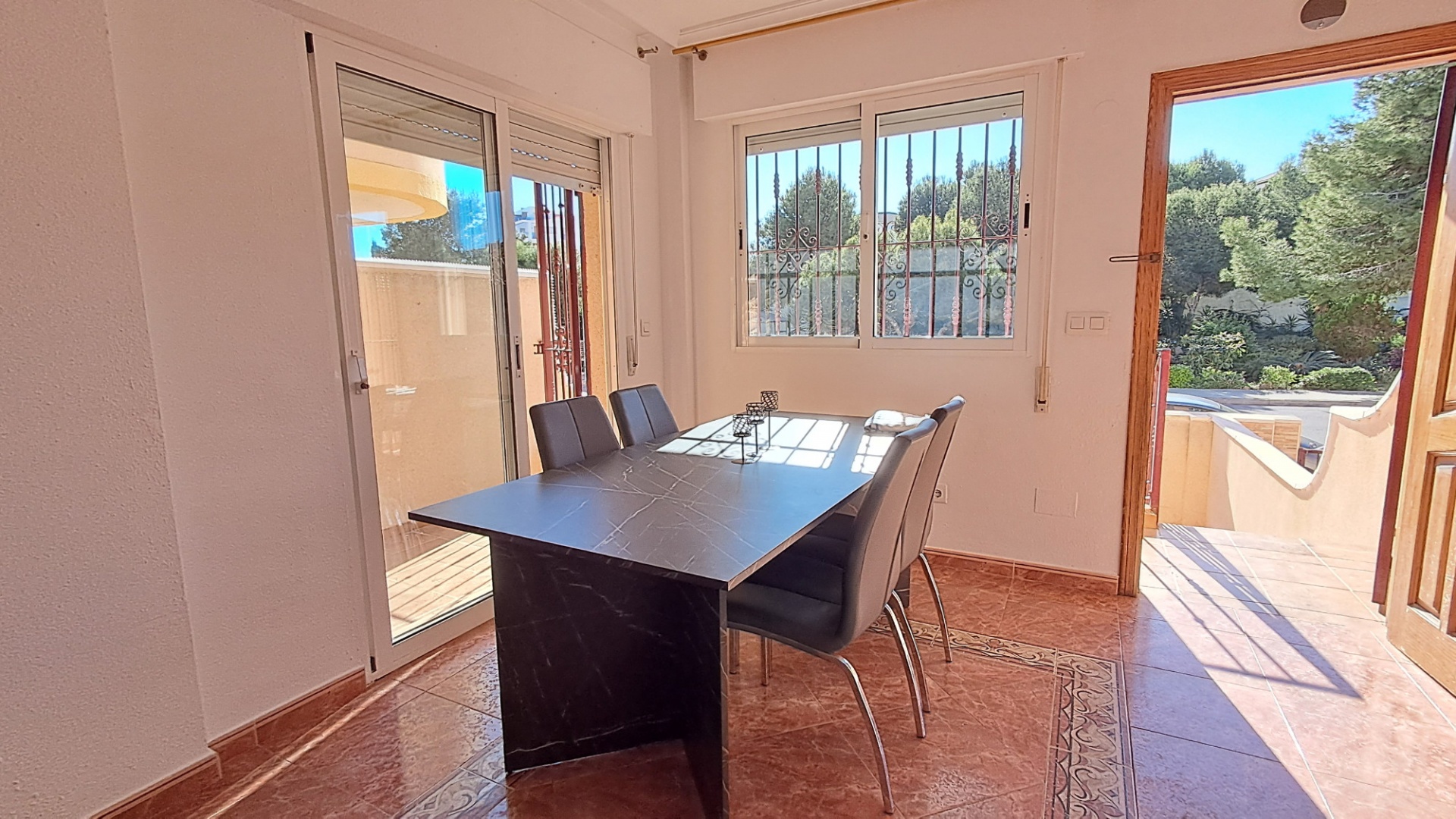 Revente - Maison de ville - La Zenia - amapolas