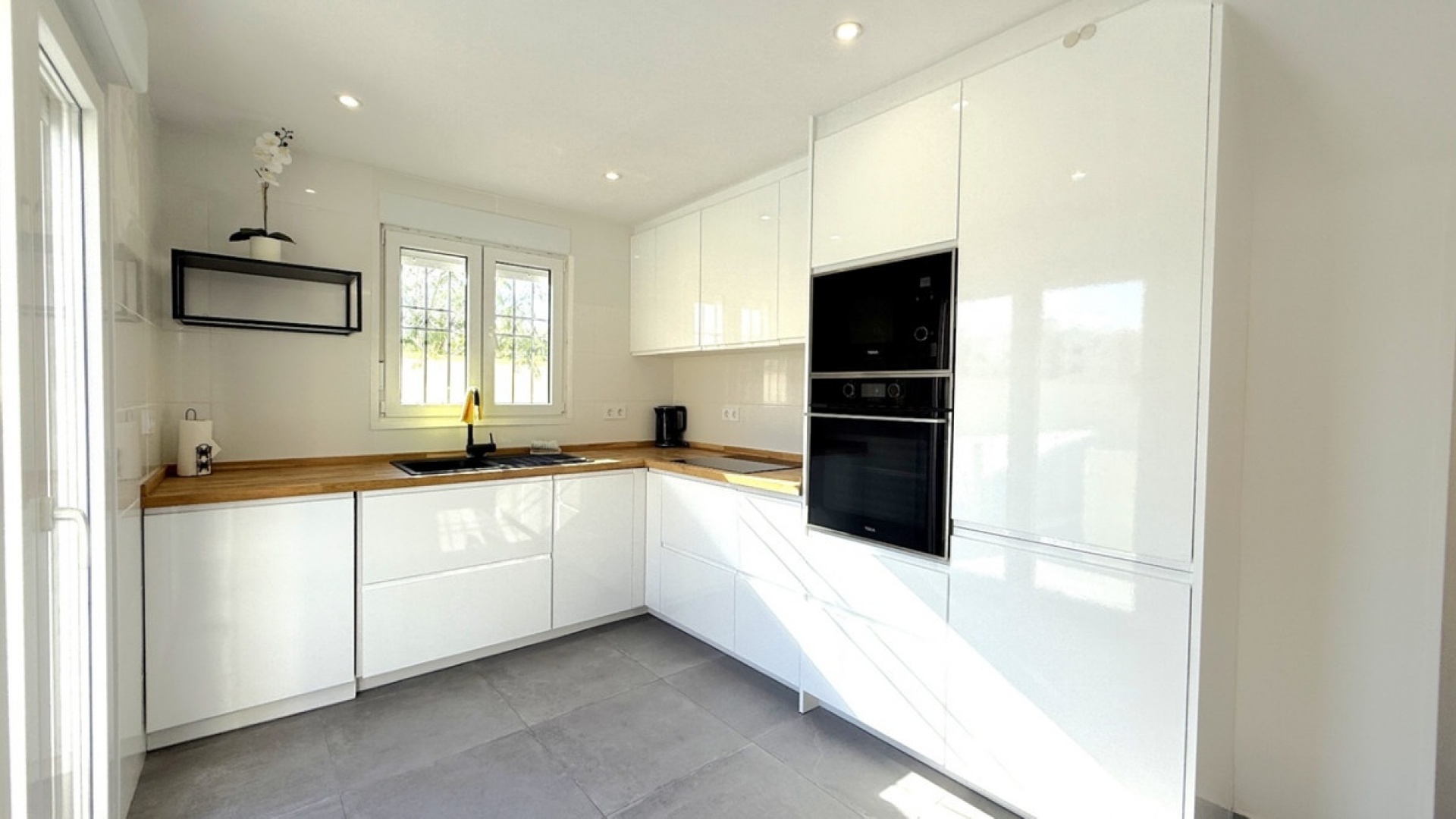 Revente - Maison de ville - La Zenia