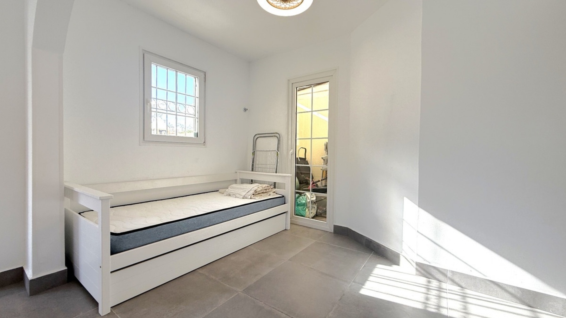 Revente - Maison de ville - La Zenia