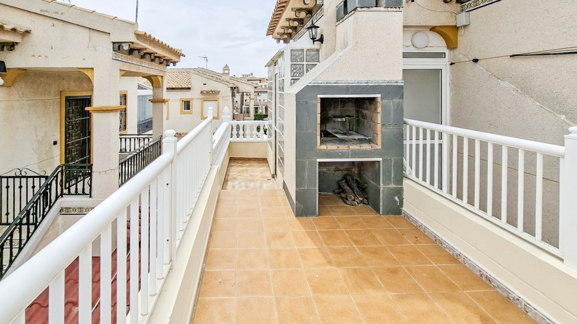 Revente - Maison de ville - La Zenia