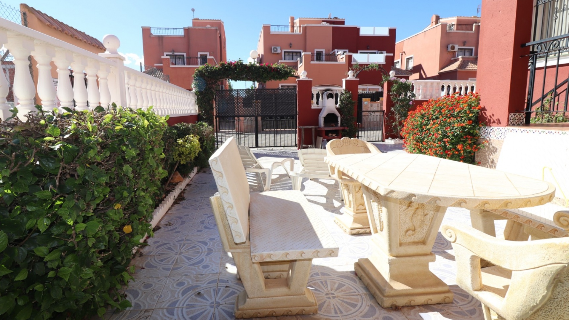 Revente - Maison de ville - Los Montesinos - La Herrada