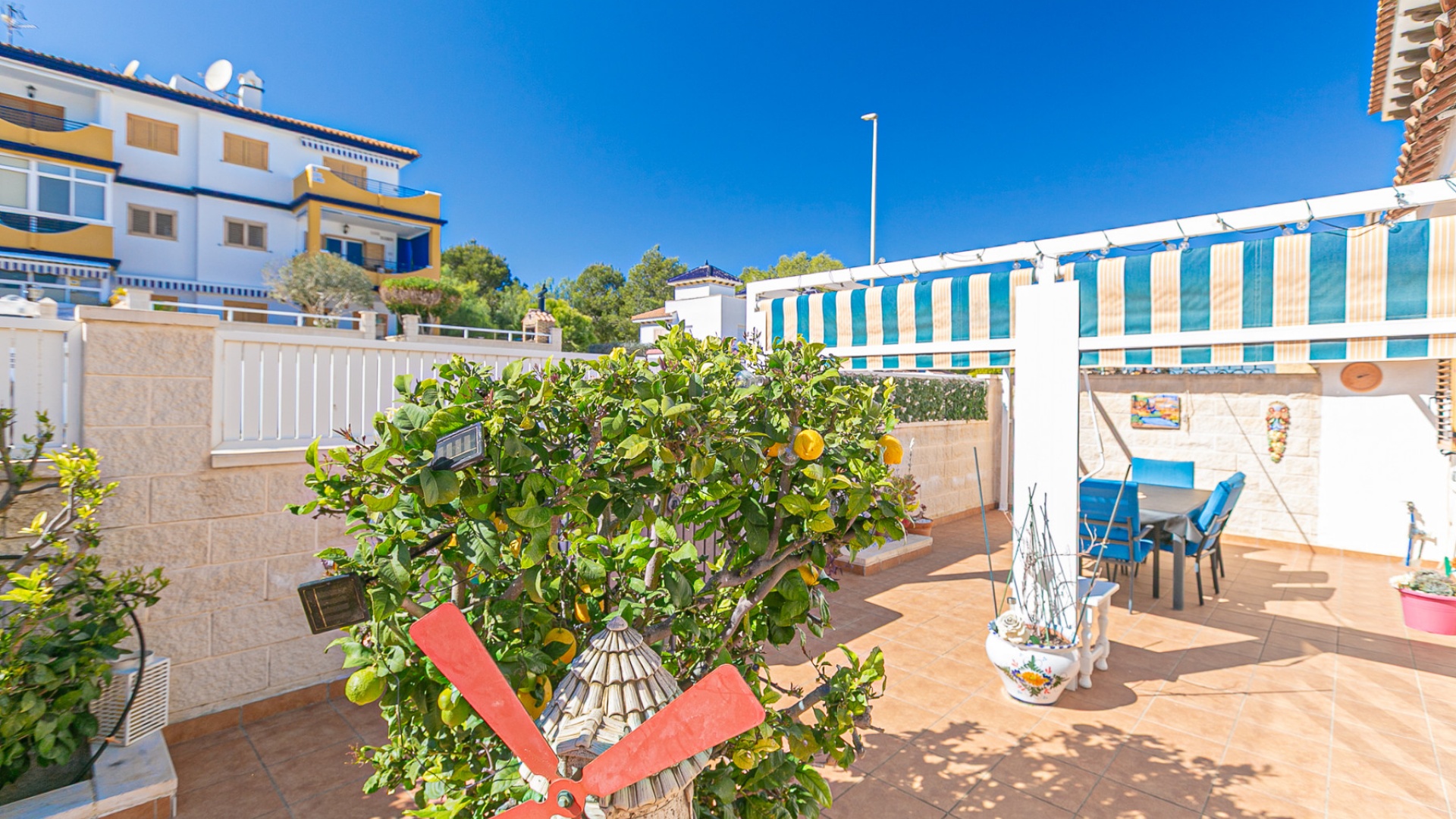 Revente - Maison de ville - Mil Palmeras - riomar