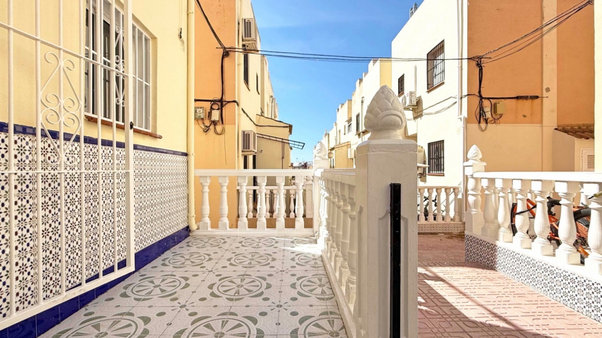 Revente - Maison de ville - Playa Flamenca - la laguna