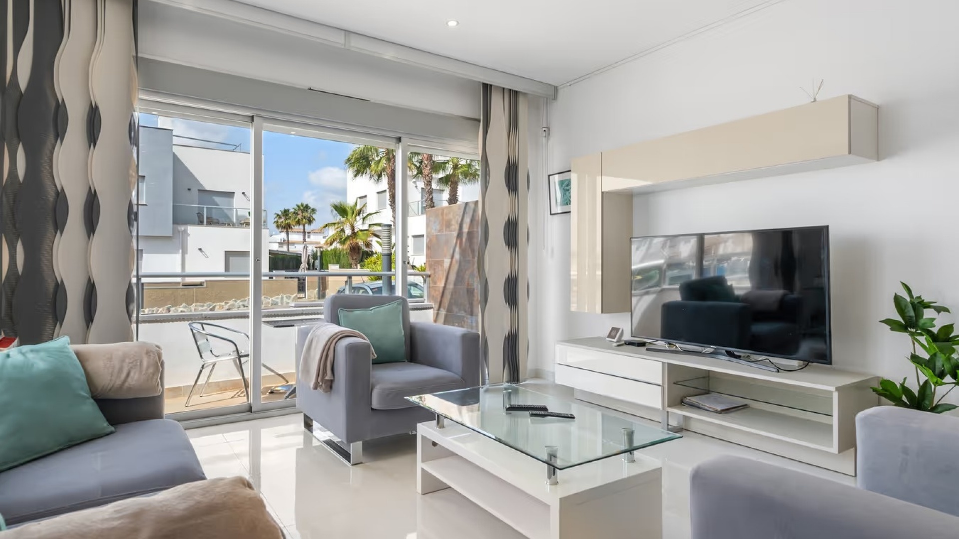 Revente - Maison de ville - Punta Prima - Marina Med