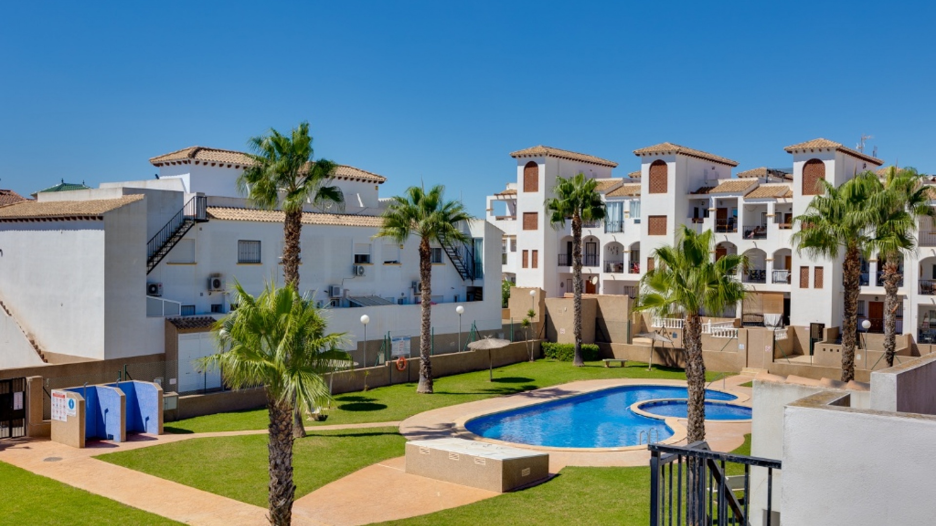 Revente - Maison de ville - Punta Prima