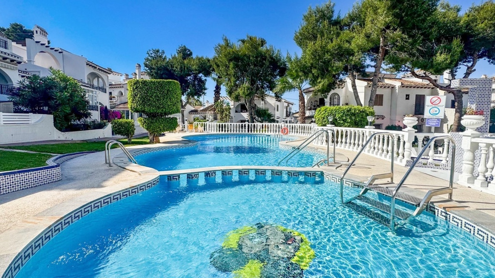 Revente - Maison de ville - Torrevieja - Torrevieja Centro