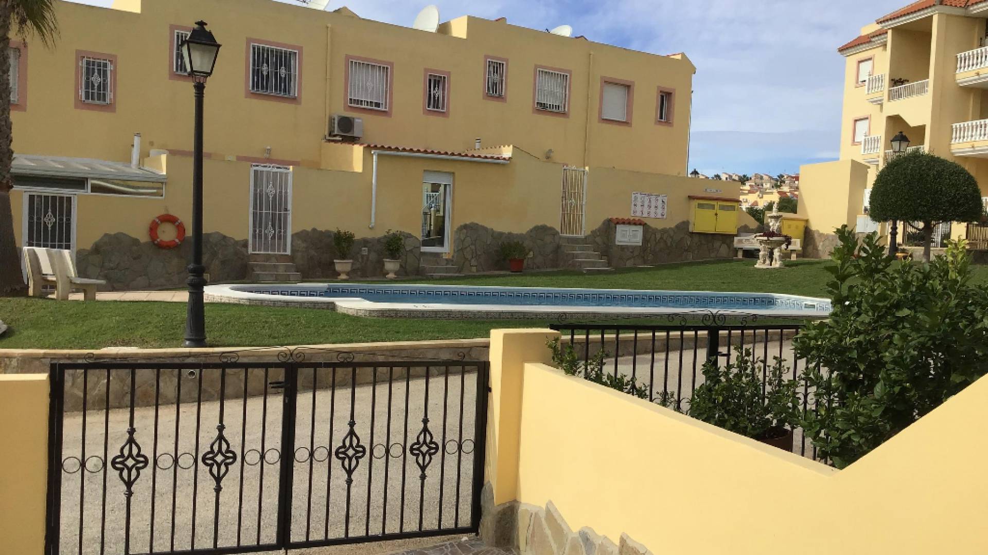 Revente - Maison de ville - Villamartin - colinas del presidente