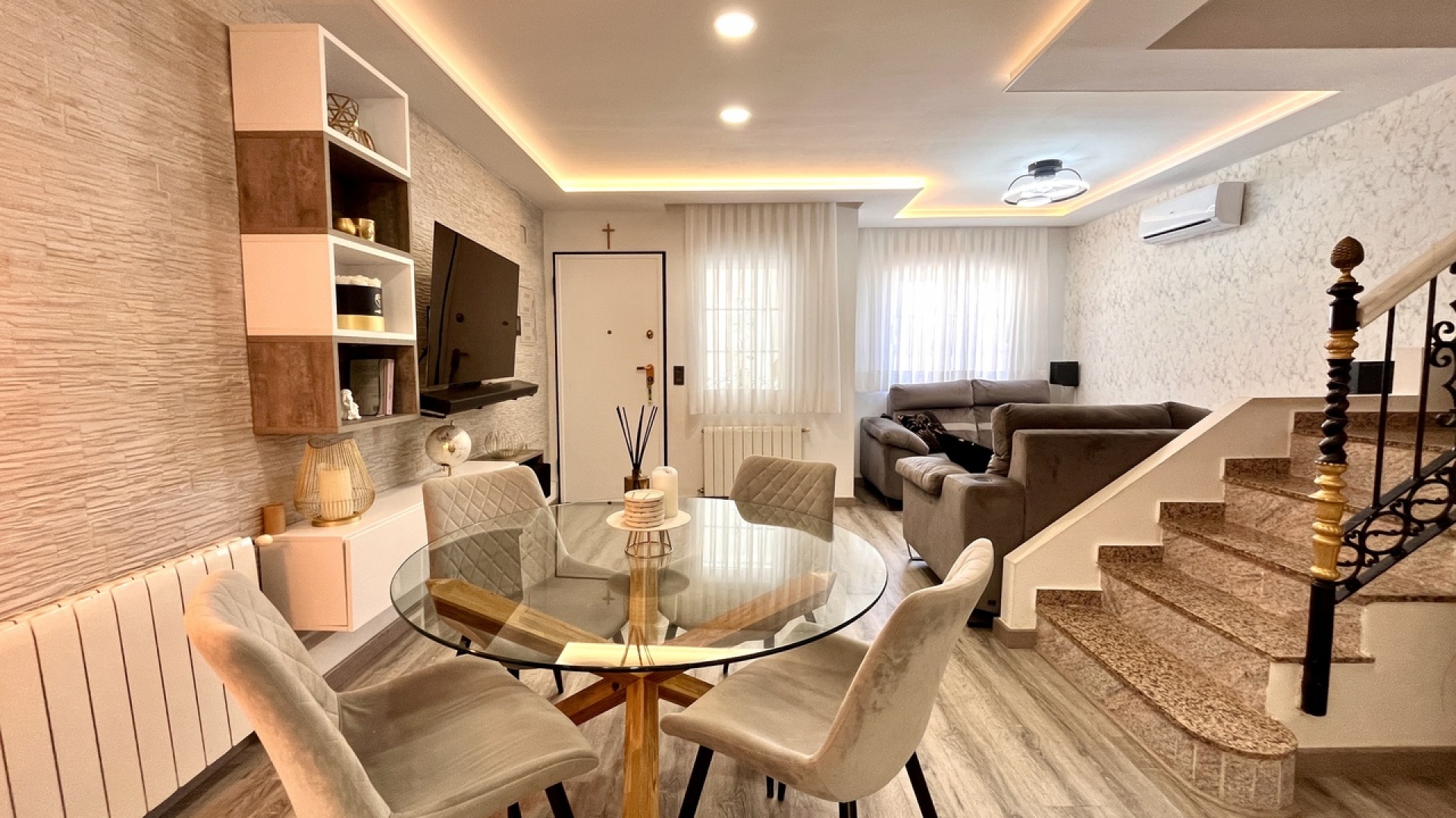 Revente - Maison de ville - Villamartin - entre golf