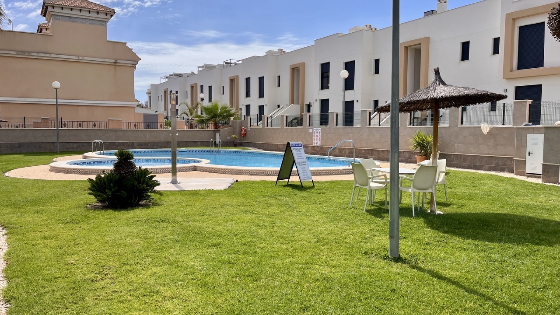 Revente - Maison de ville - Villamartin - entre golf