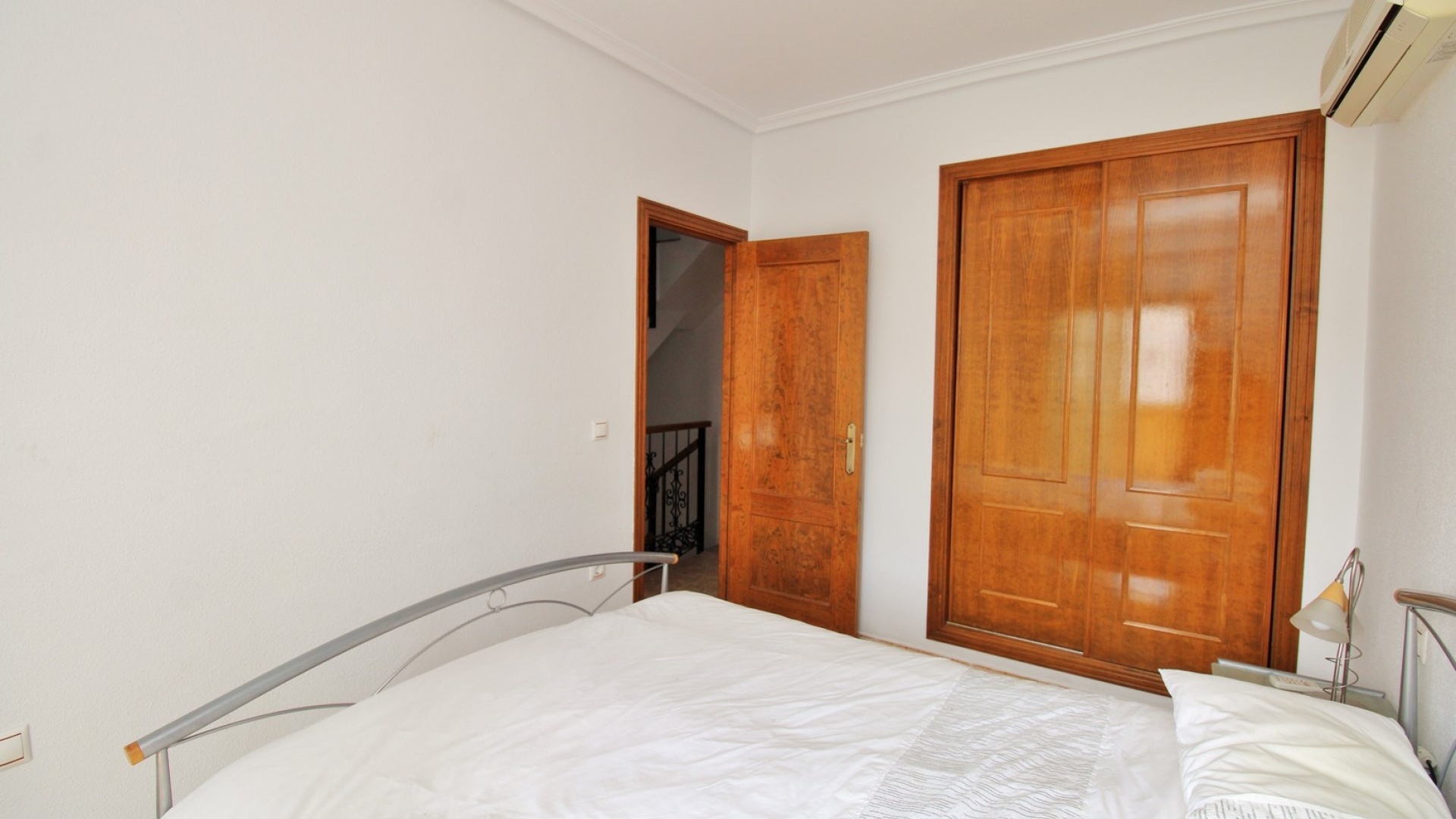 Revente - Maison de ville - Villamartin - entre golf