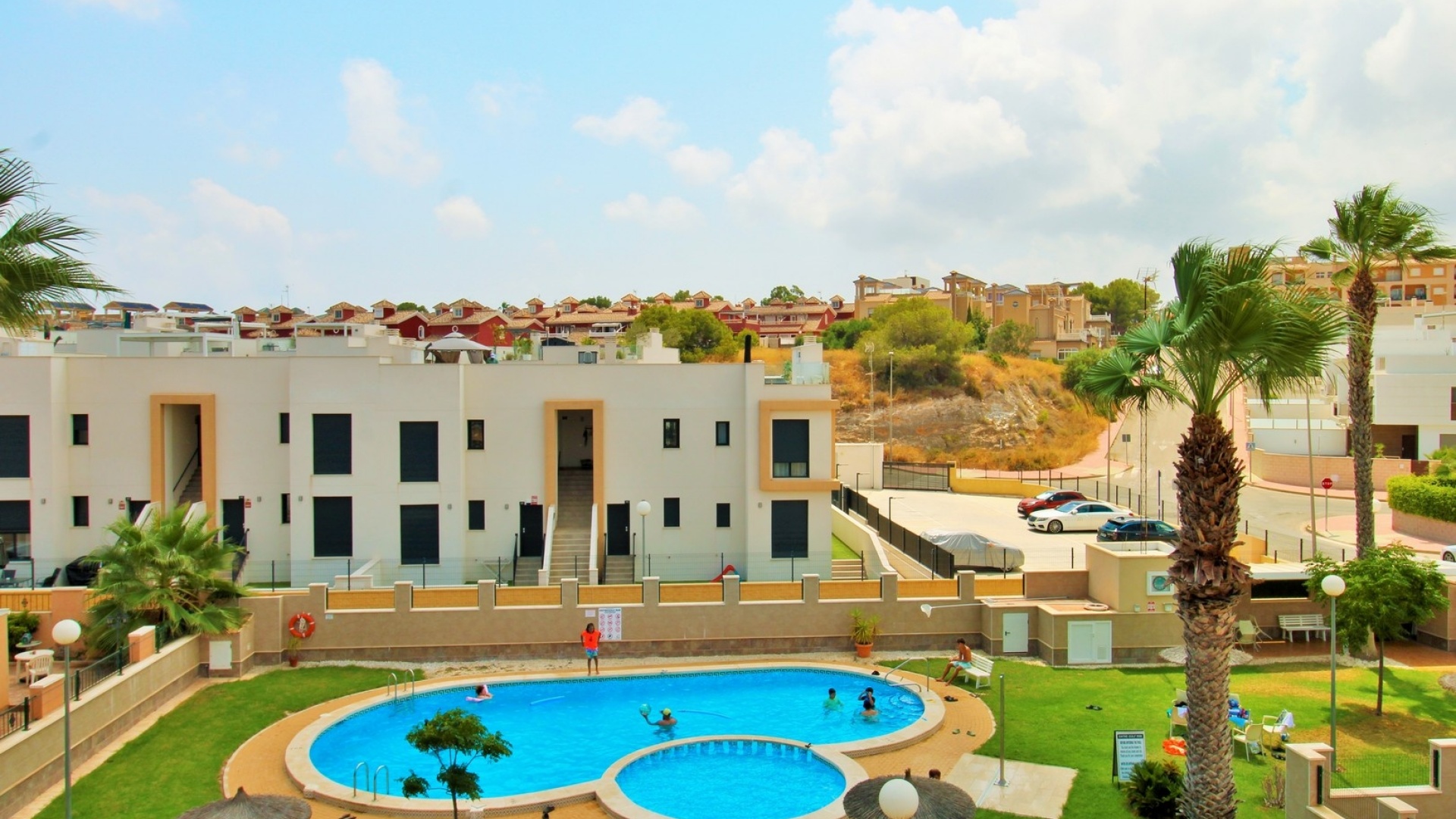 Revente - Maison de ville - Villamartin - entre golf