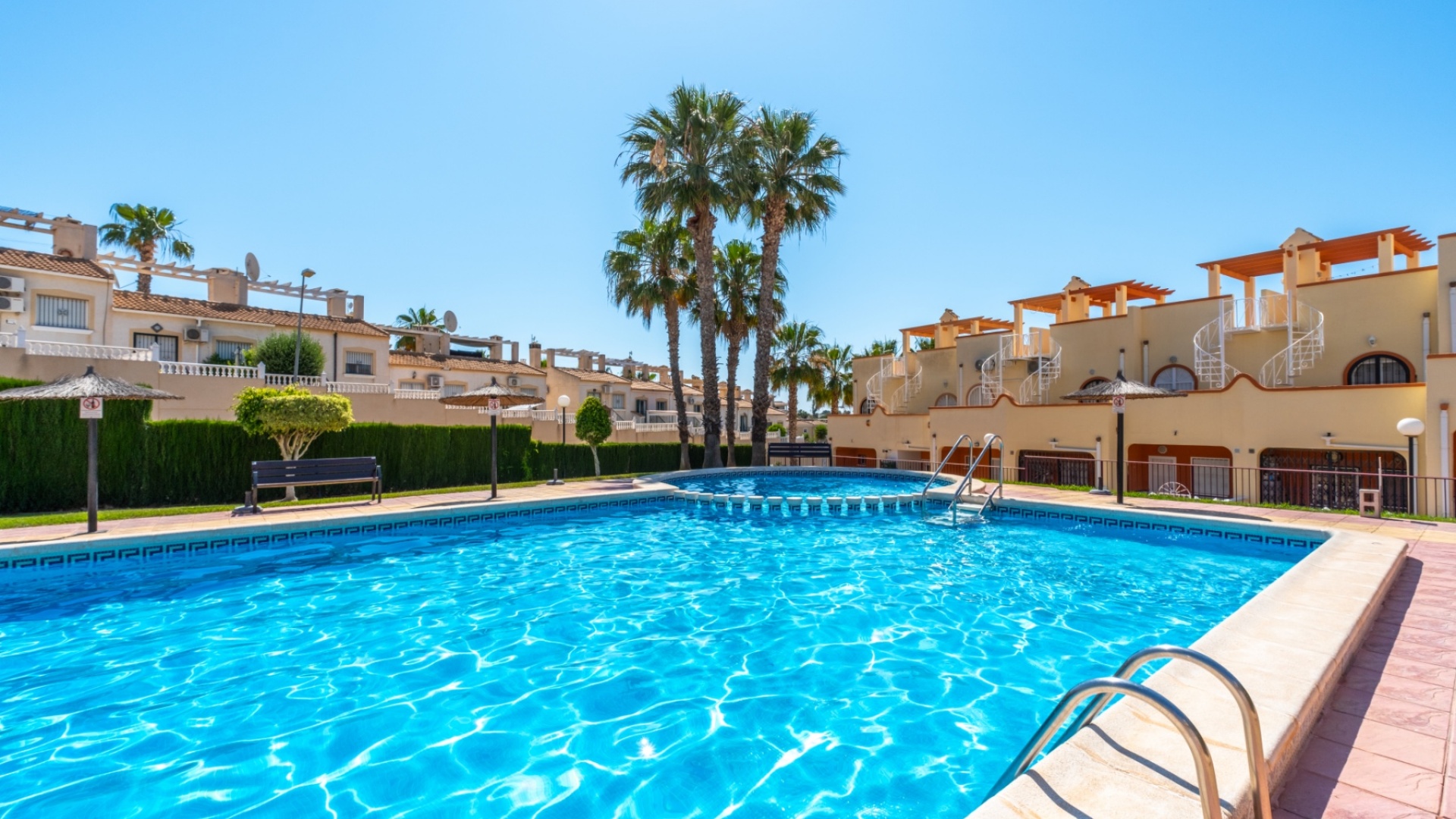 Revente - Maison de ville - Villamartin - Las Filipinas