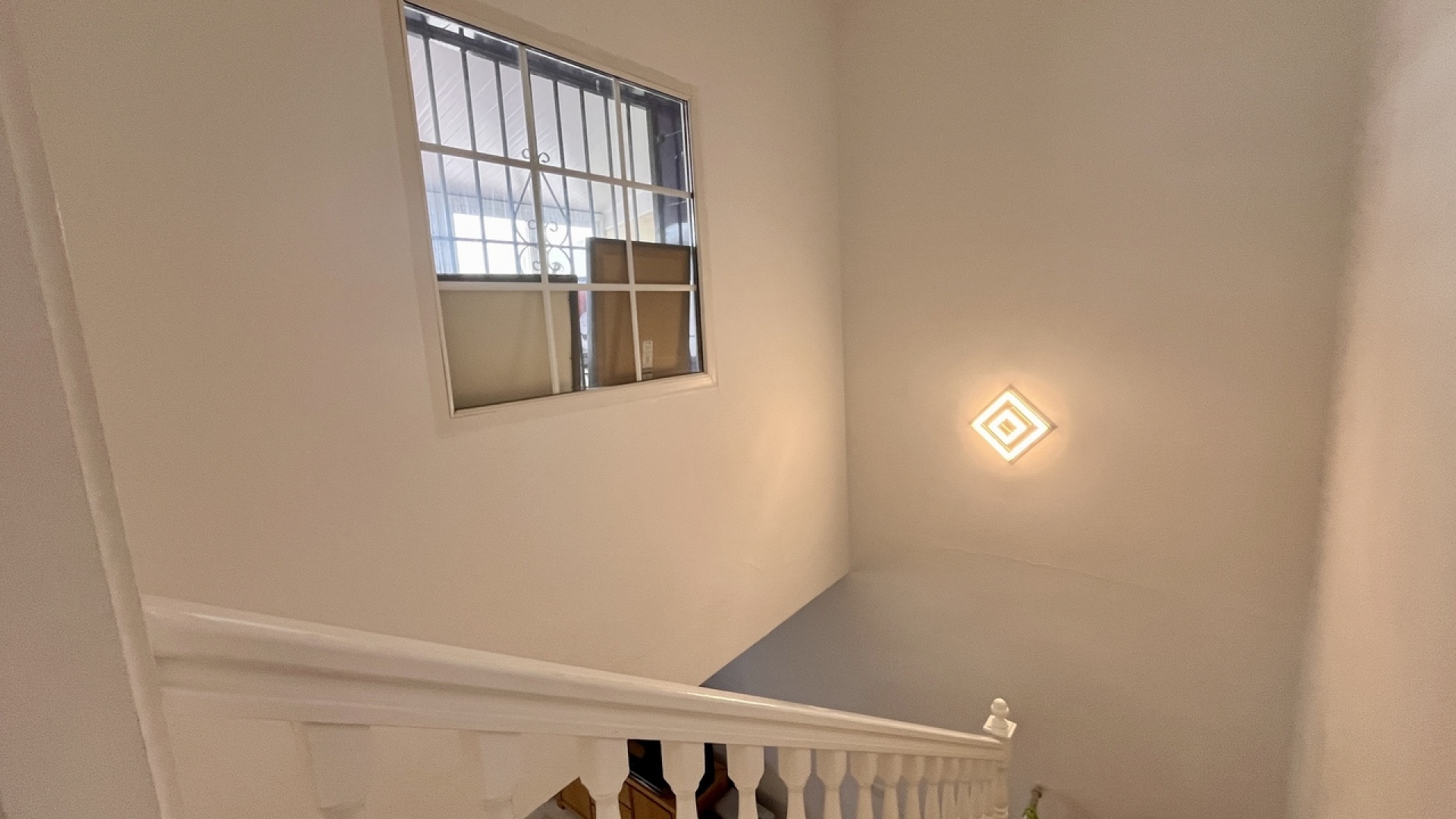 Revente - Maison de ville - Villamartin - rioja