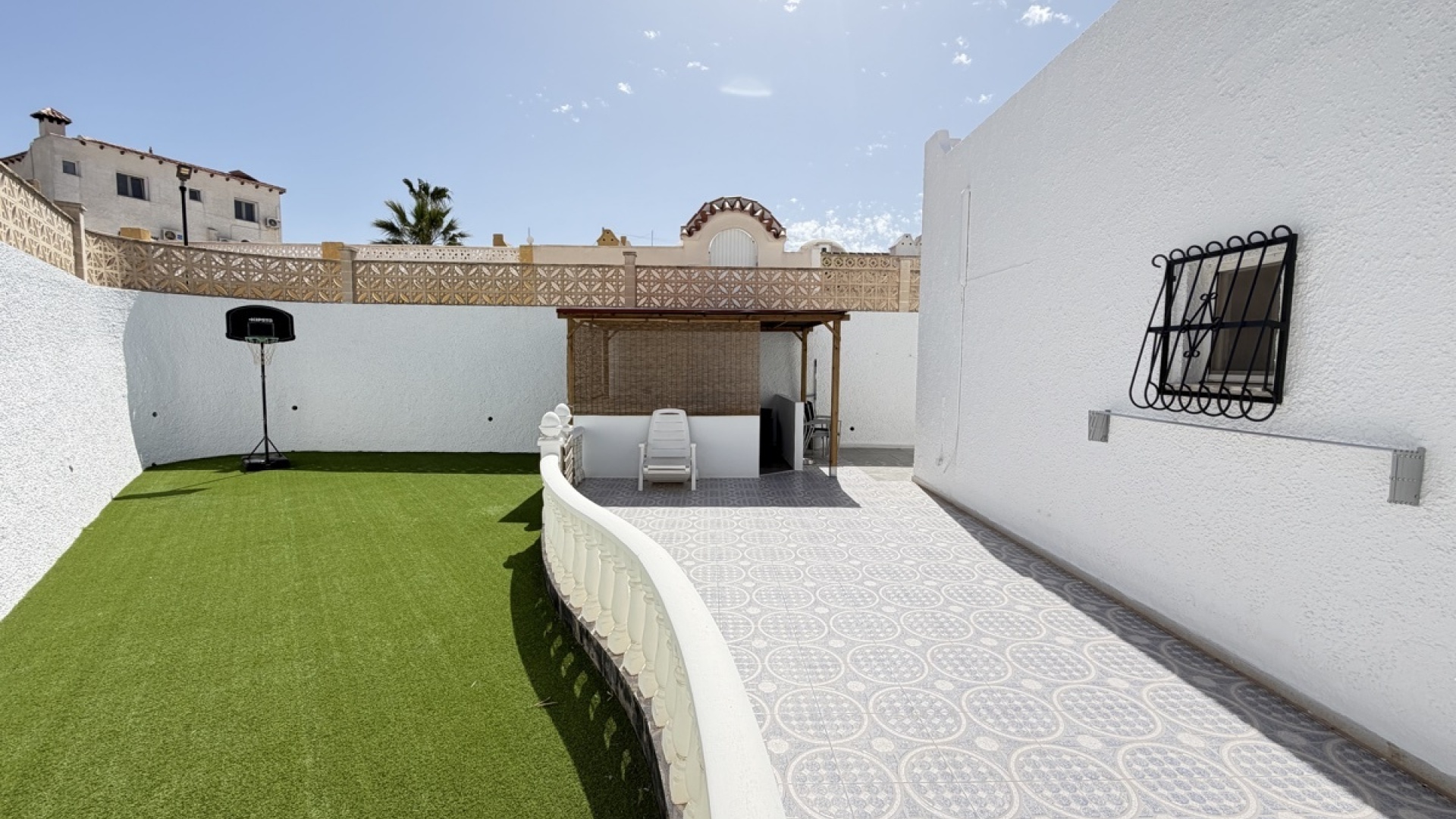 Revente - Maison de ville - Villamartin