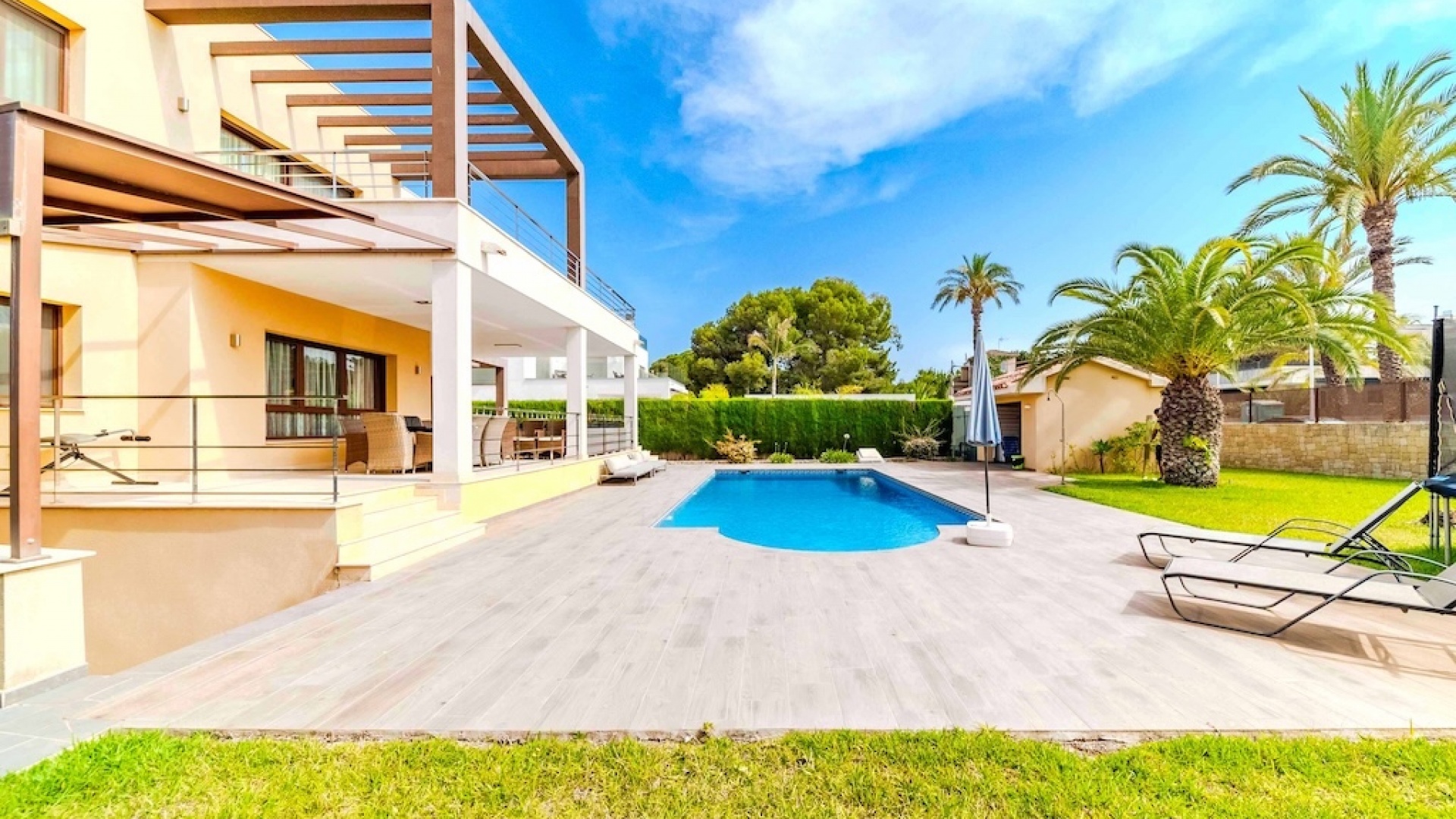 Revente - Villa - Cabo Roig