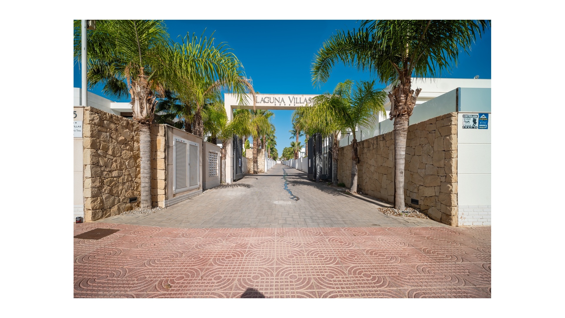 Revente - Villa - Ciudad Quesada - Pueblo Bravo