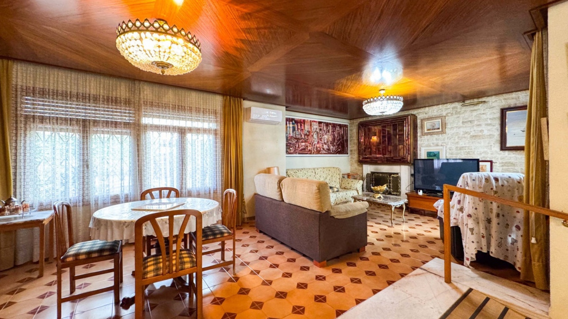 Revente - Villa - Elda - Elda Centro