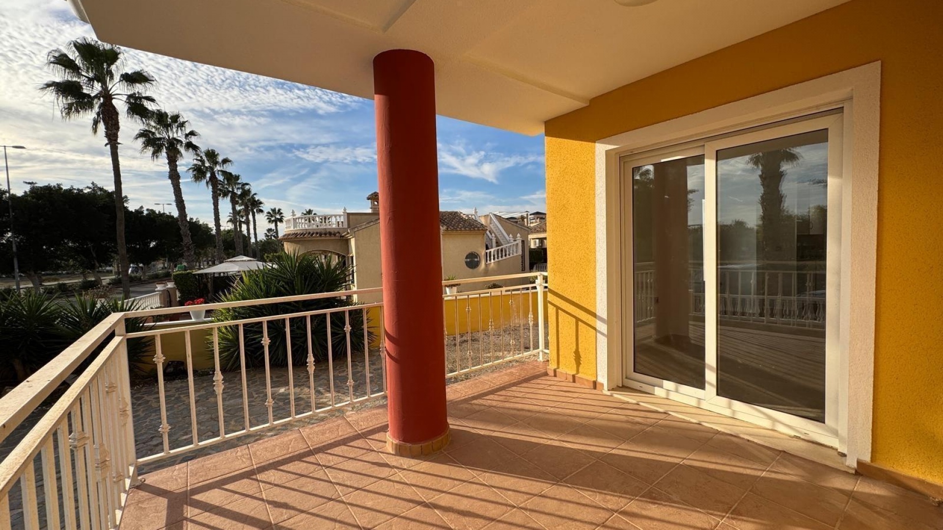 Revente - Villa - Guardamar del Segura - El Raso