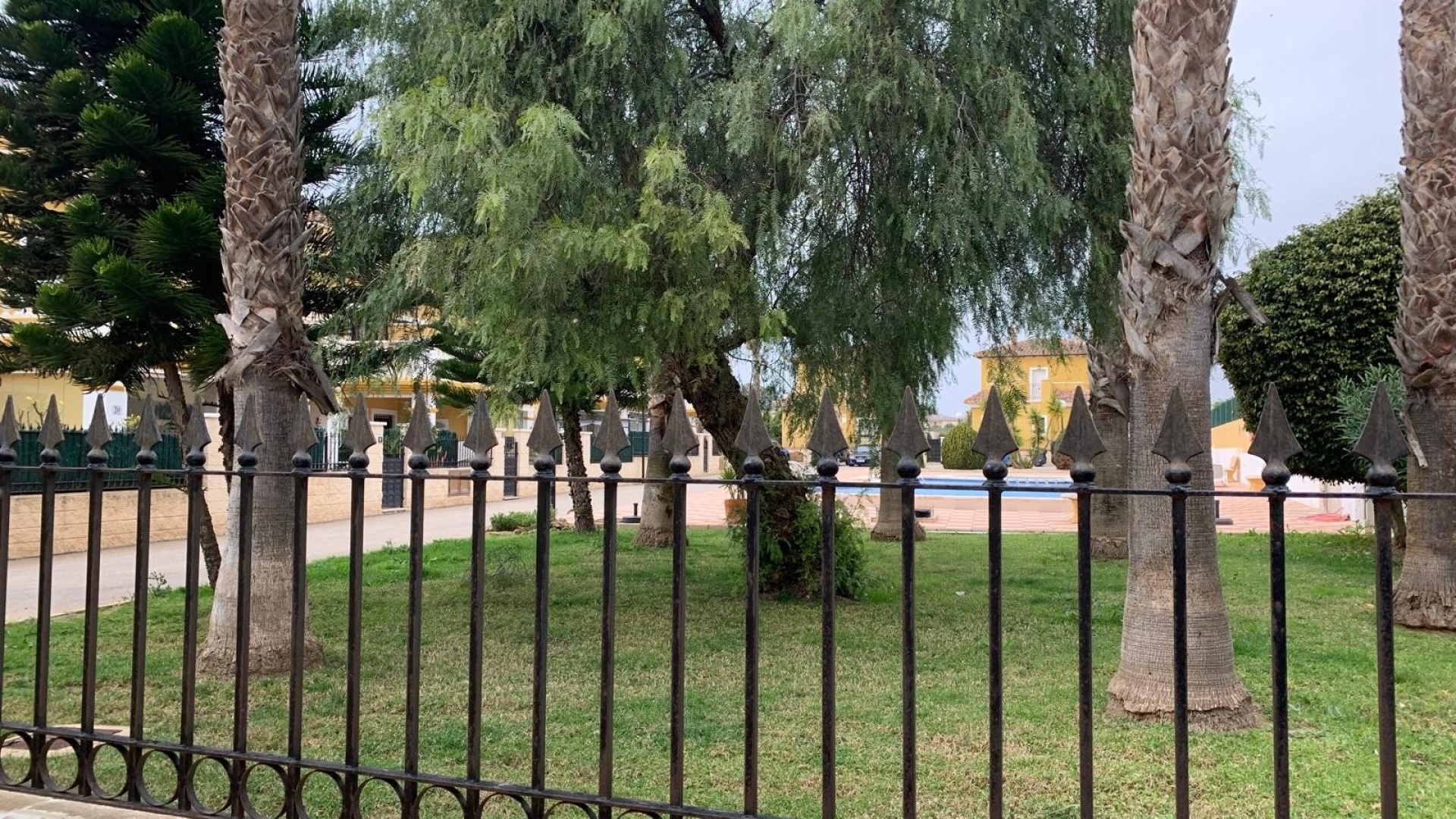 Revente - Villa - Guardamar del Segura - El Raso