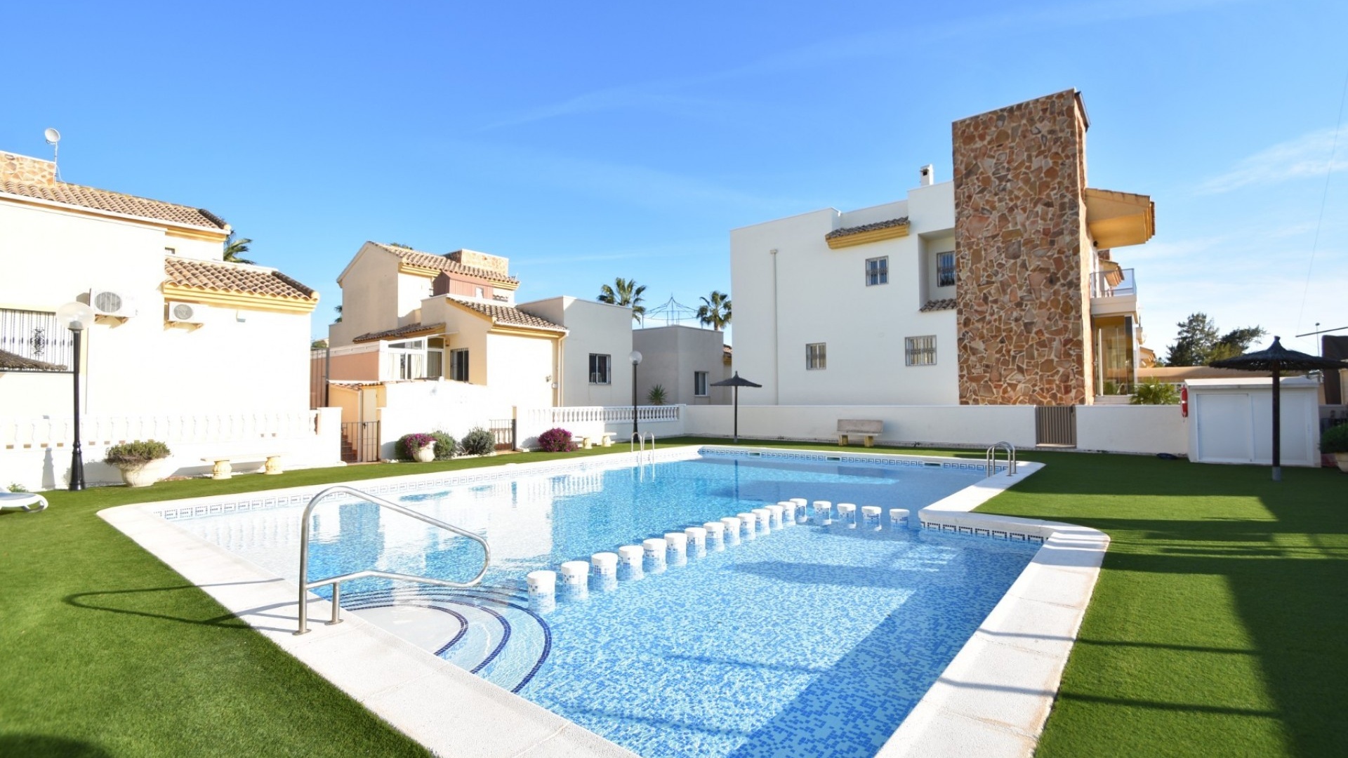 Revente - Villa - Guardamar del Segura - El Raso